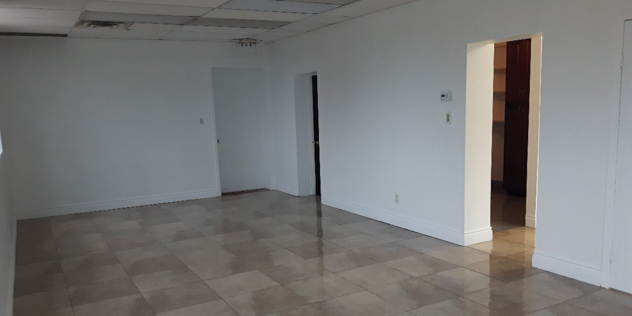 48 Lavender Road interior view of the clean empty space