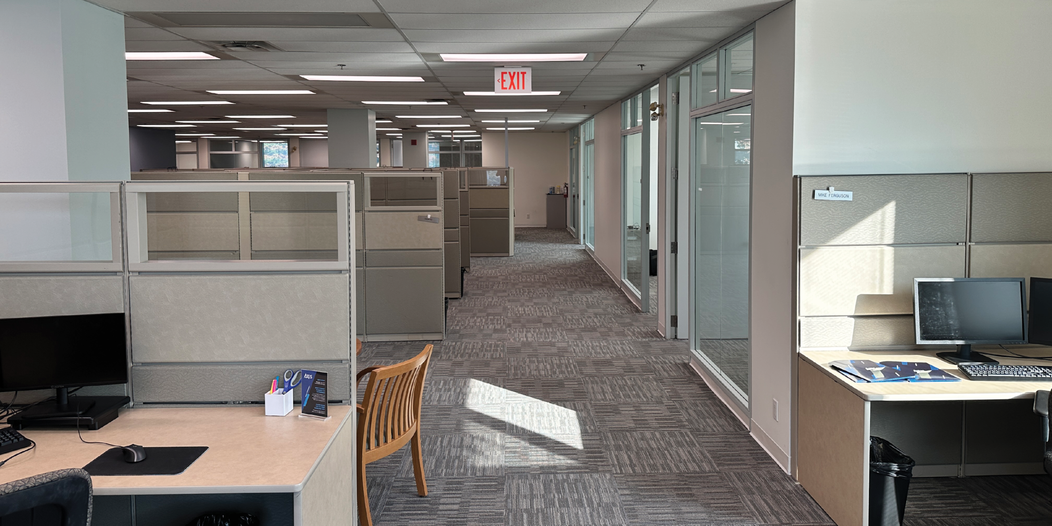 1540 Cornwall Road interior view of the open workstations with minitos