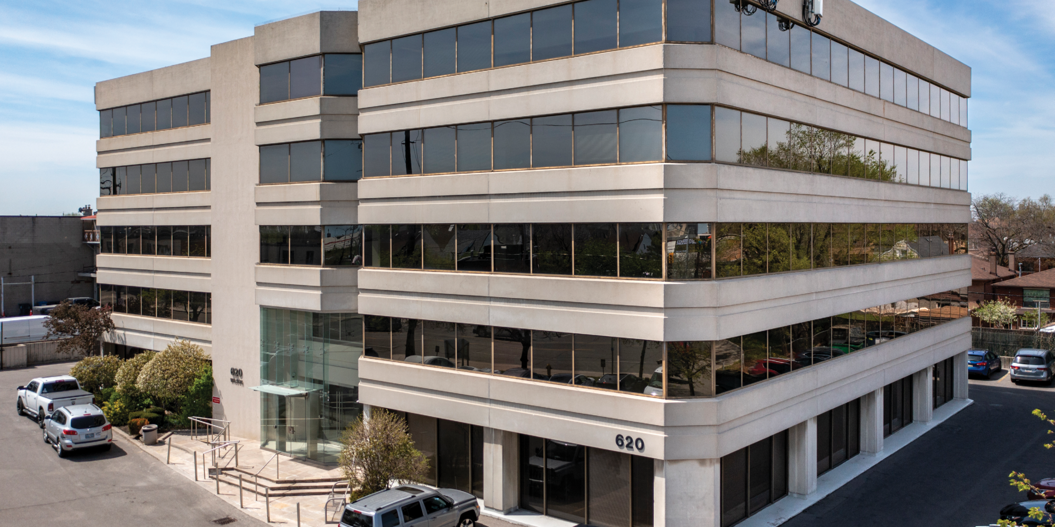 620 Wilson Avenue Exterior of Building