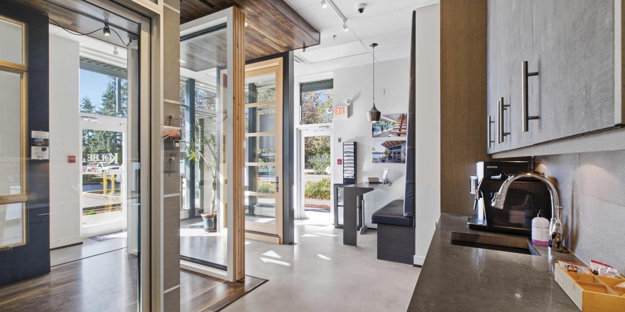 185 Forester Street interior kitchenette and entrance with natural light and large windows