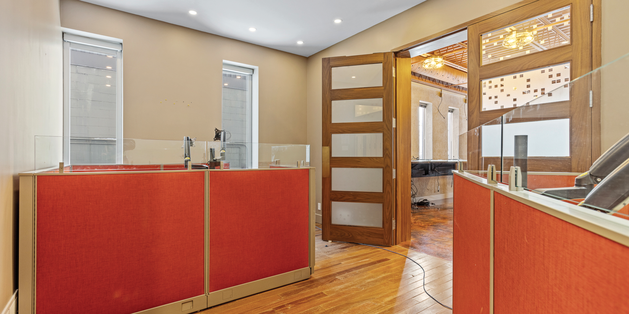 420 McArthur Avenue Reception Area