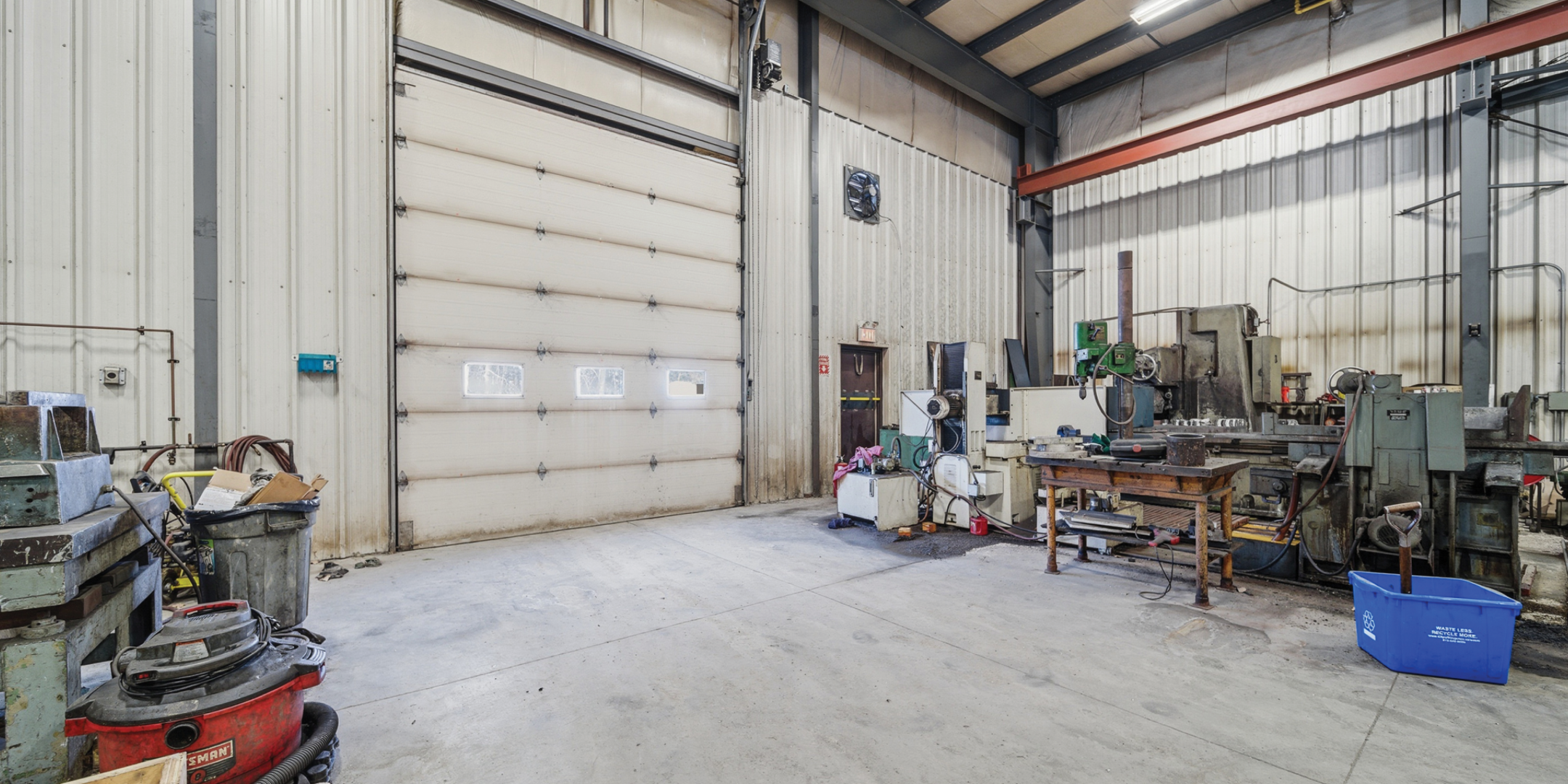 713 Fortune Crescent warehouse shipping door