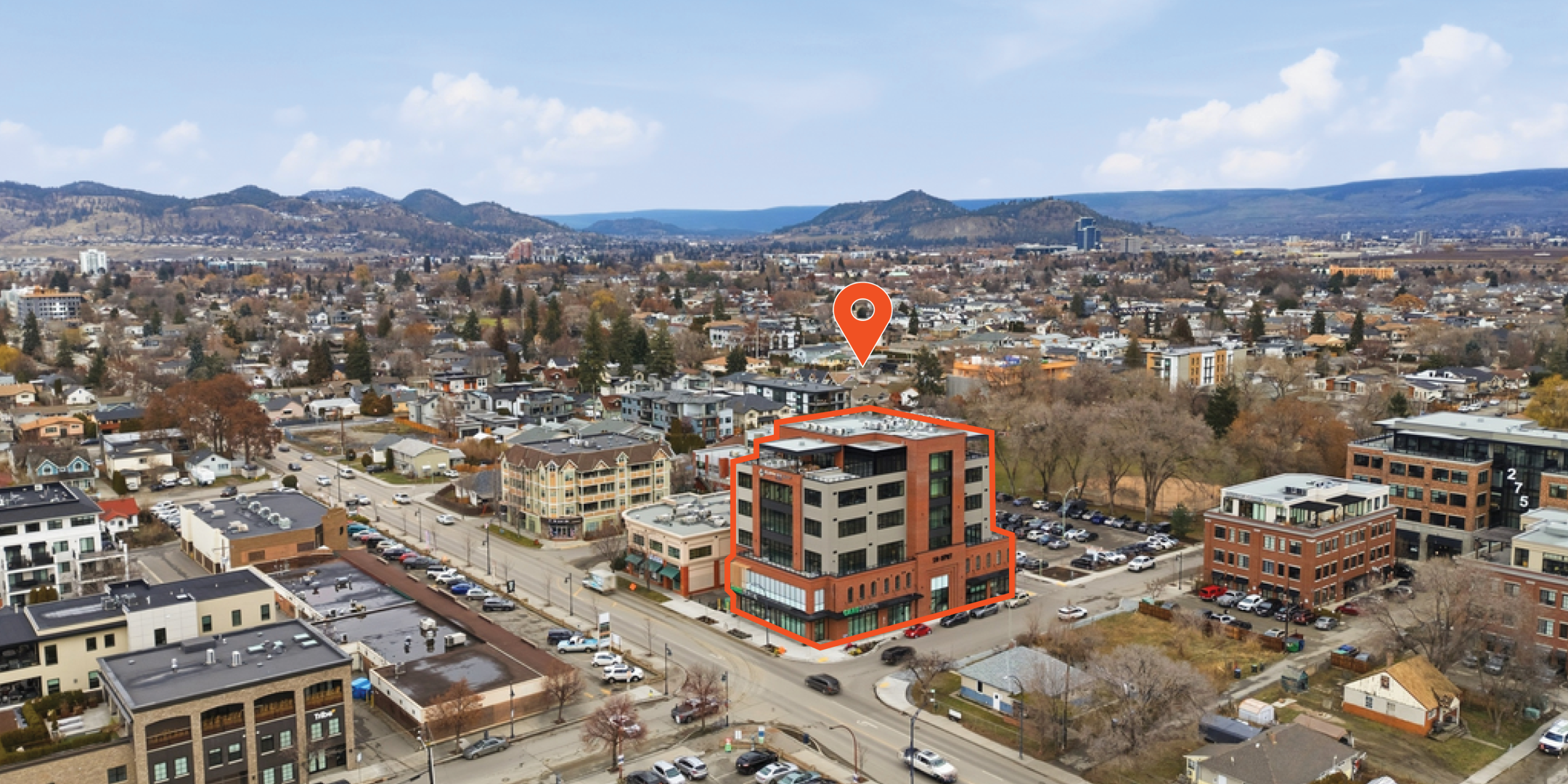 550 Osprey Avenue aerial showing property outlined and main intersection