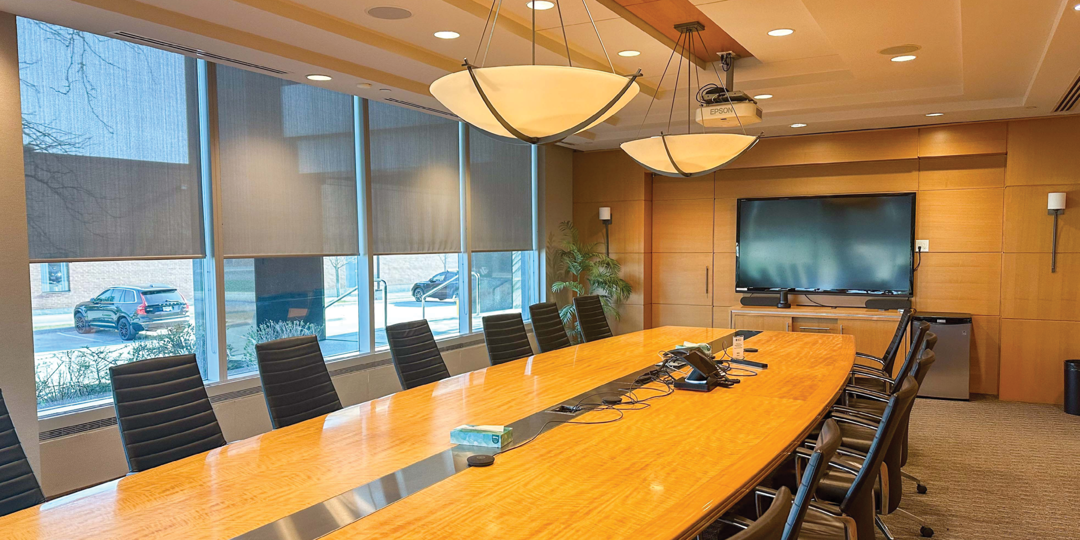 125 Villarboit Crescent Interior Boardroom