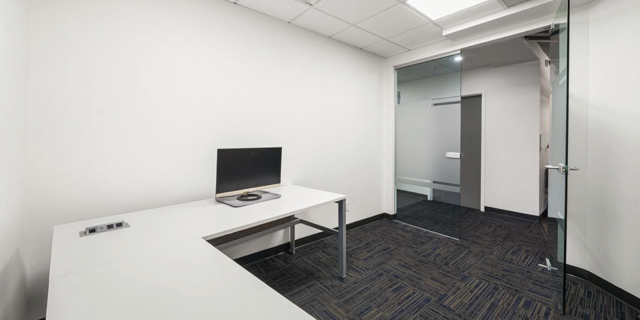 16 McAdam Ave Unit 1 & 2 Boardroom with desk and computer
