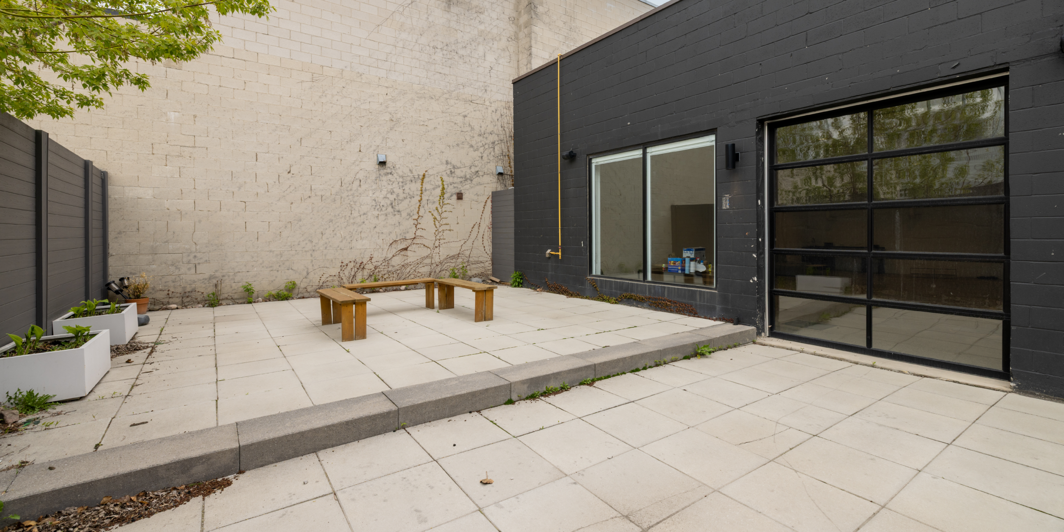 24 McGee outdoor patio and courtyard space