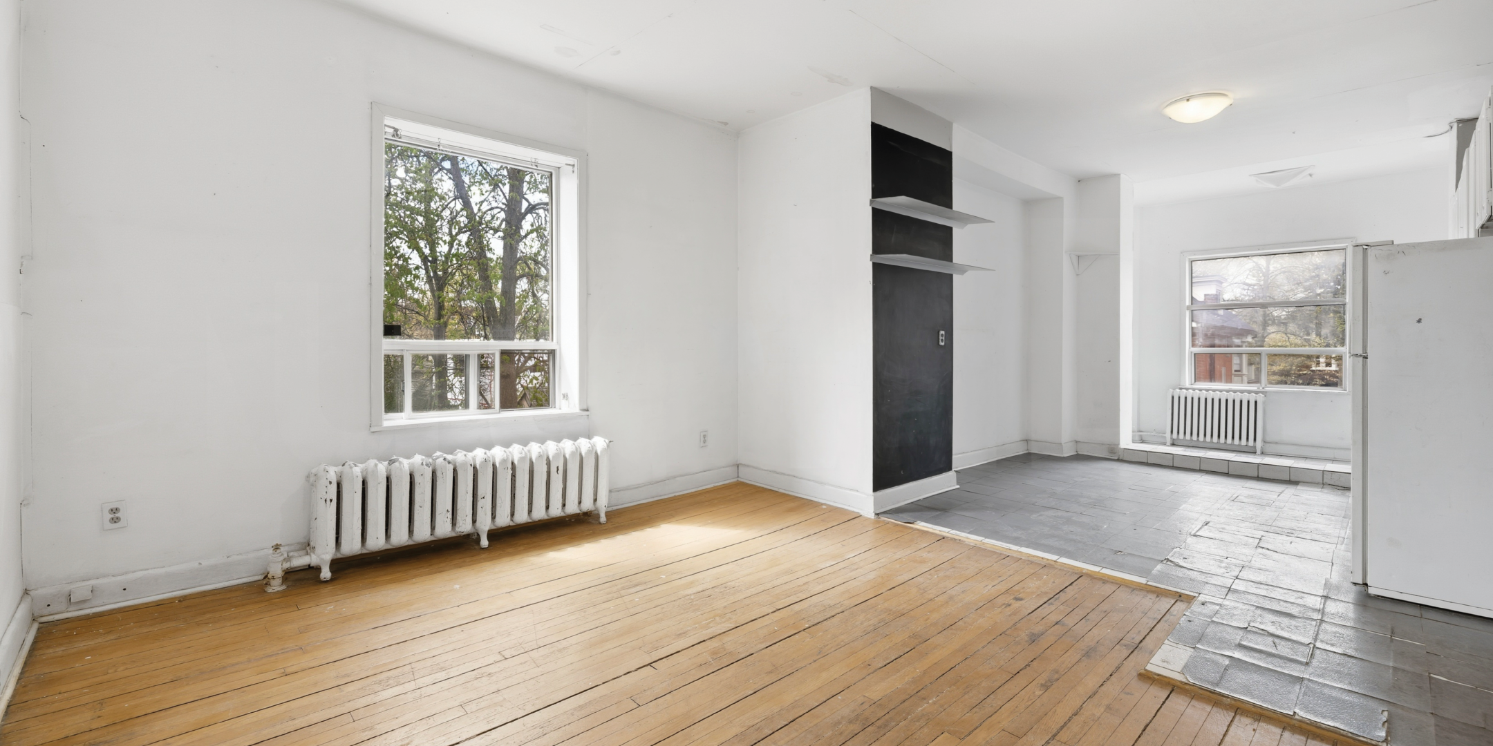 378 Markham Street Vacant Suite Living Room and Kitchen