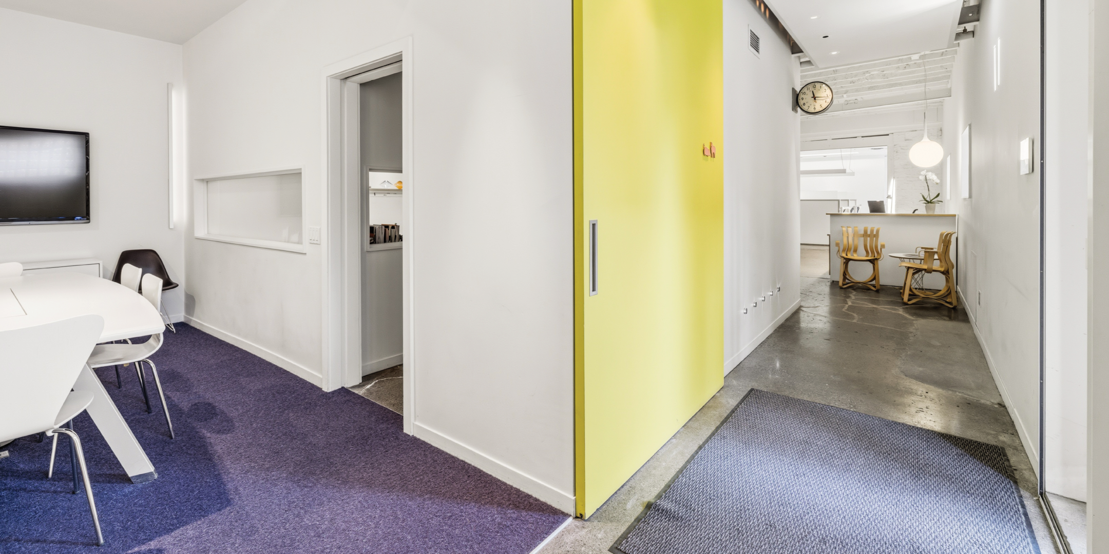 121 Logan Ave offers a spacious hallway with meeting and lounge areas