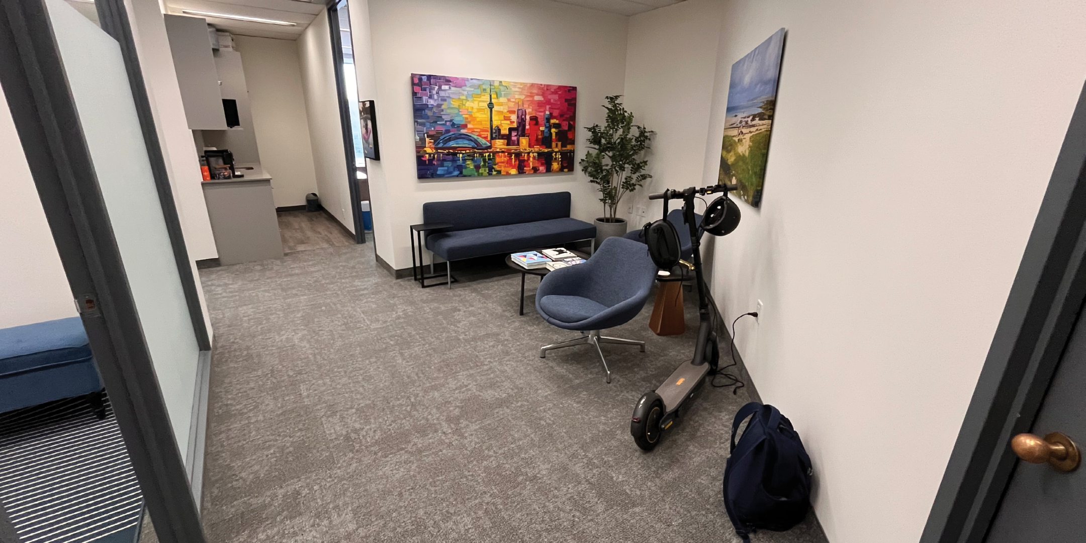 2 Bloor St W offers an inviting shared workspace.