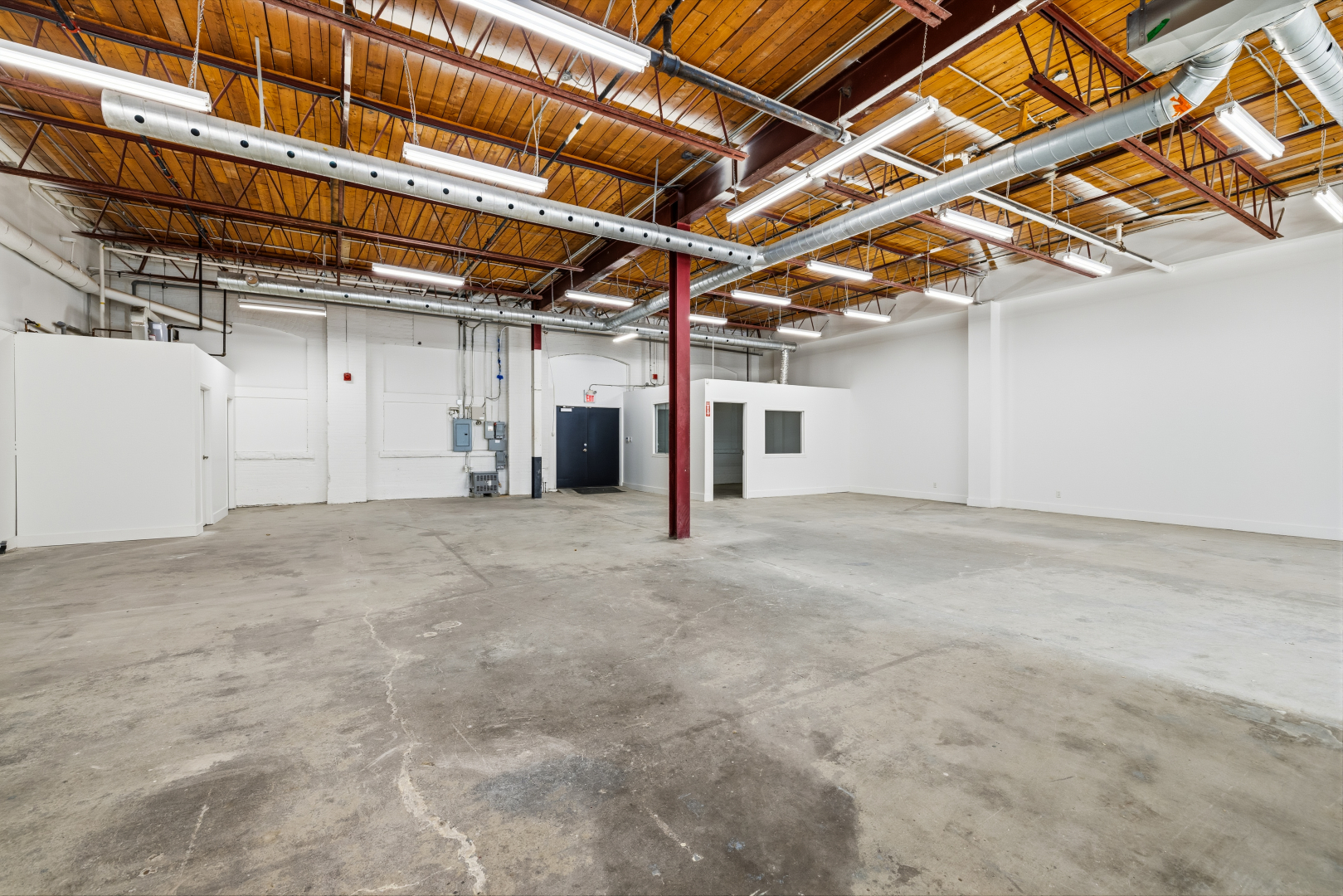 401LoganAvenue_Unit110 2