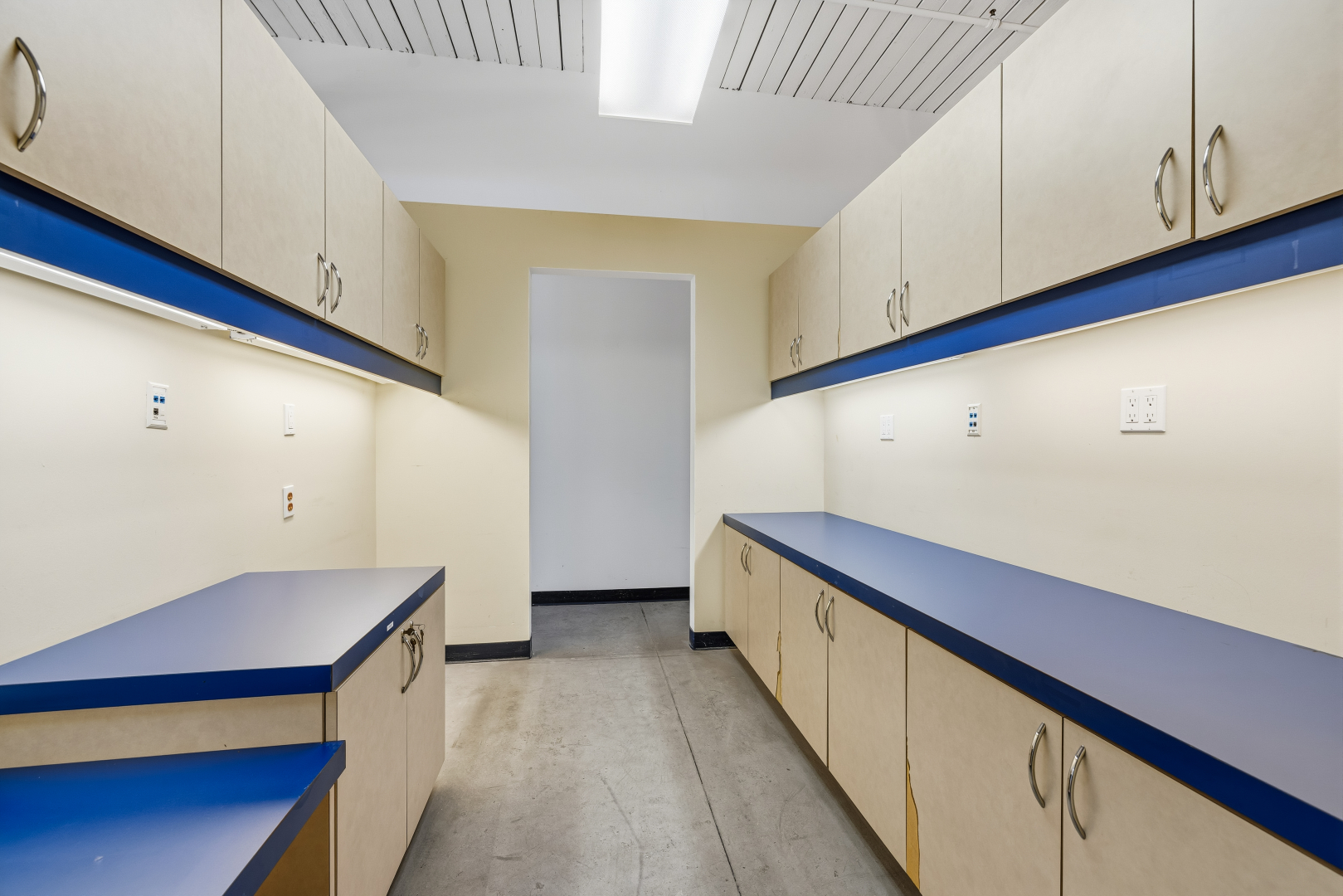 401LoganAvenue_Unit205 2