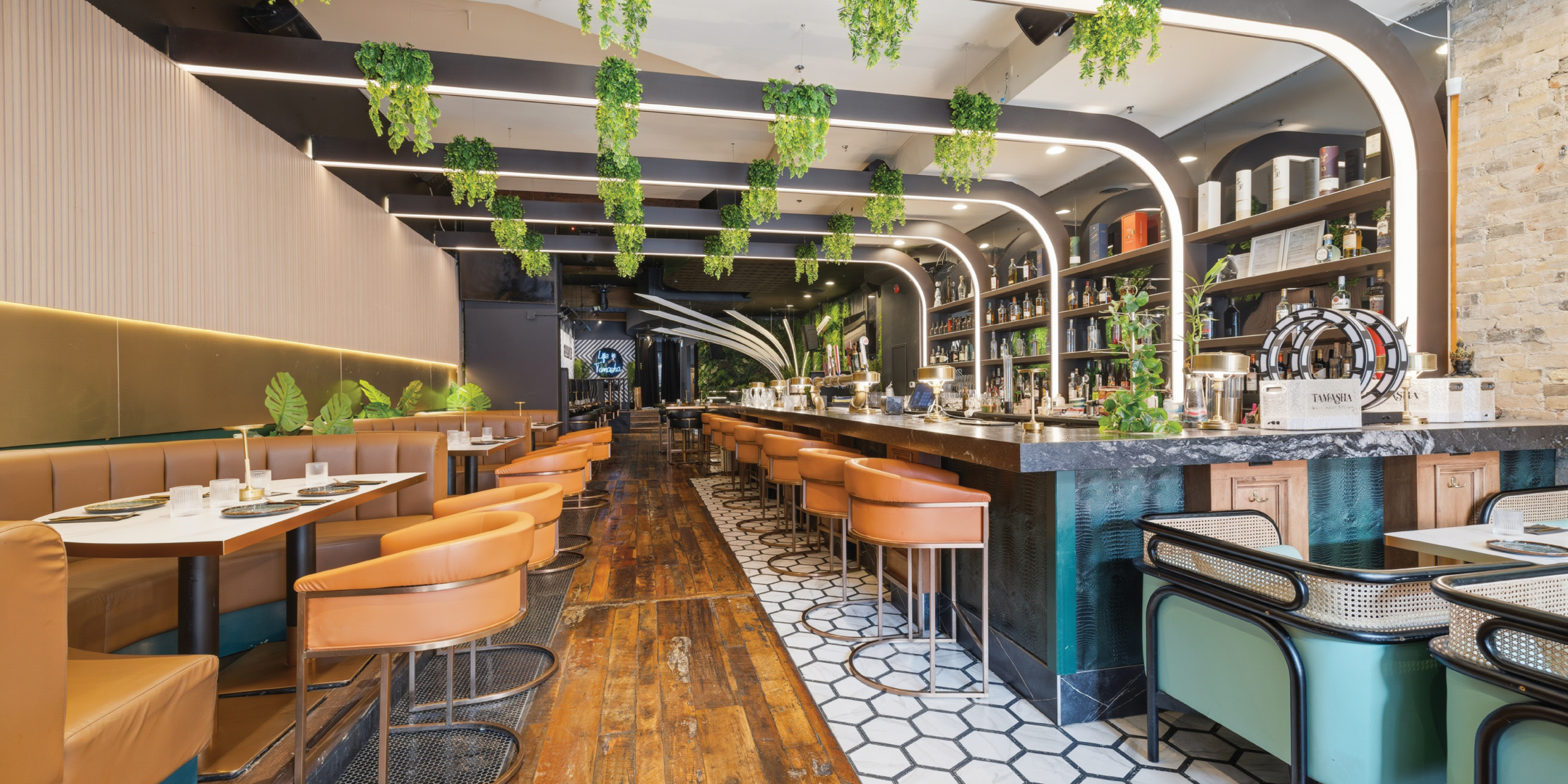 41 King Street W - Main floor restaurant