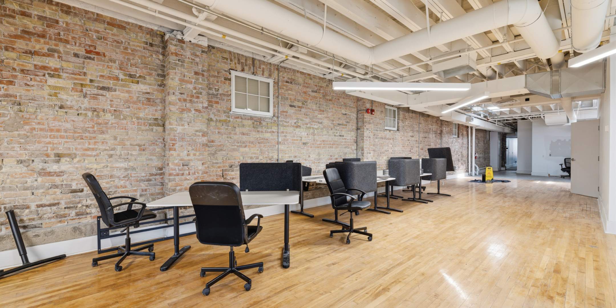 41 King Street W -2nd Floor Office