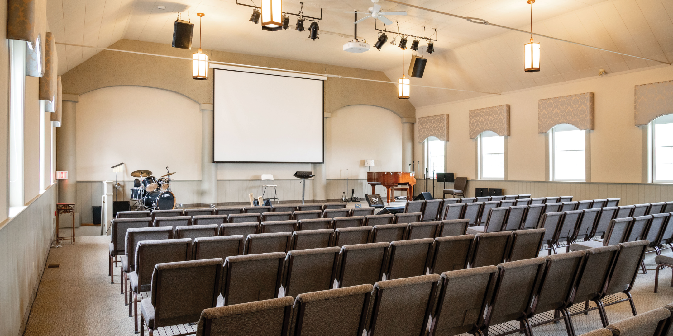 11760 Woodbine Avenue Place of Worship in Stouffville Interior