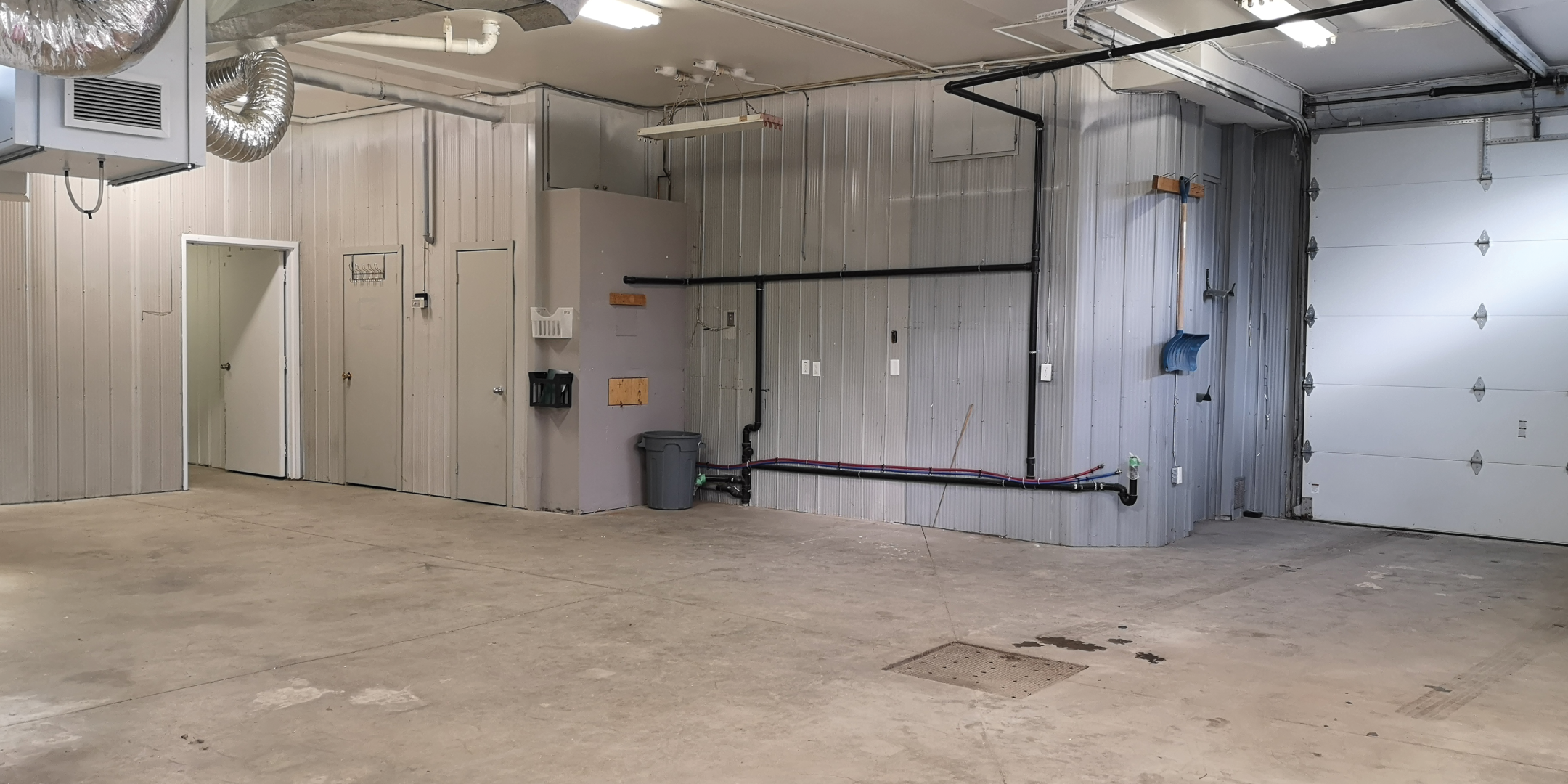28 Main Street N Garage Door and Industrial Area