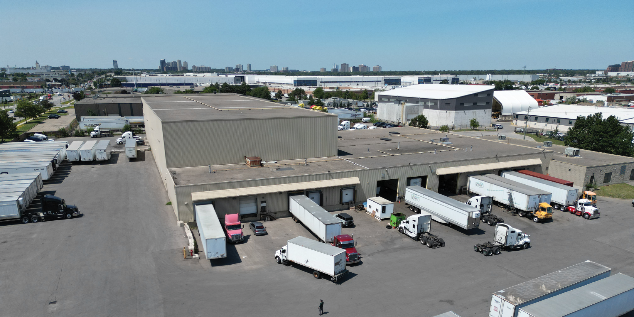 5 Copper Road Industrial Building in Brampton, ON Shipping Area