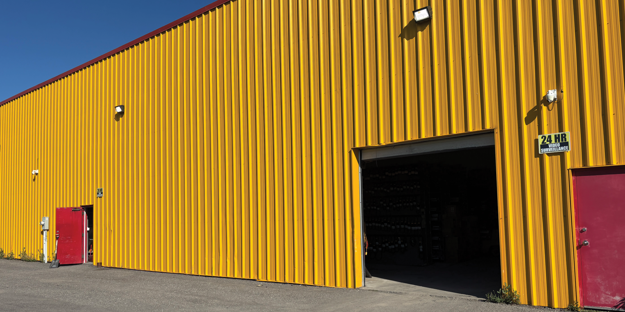 655 St Lawrence Street Shipping Door
