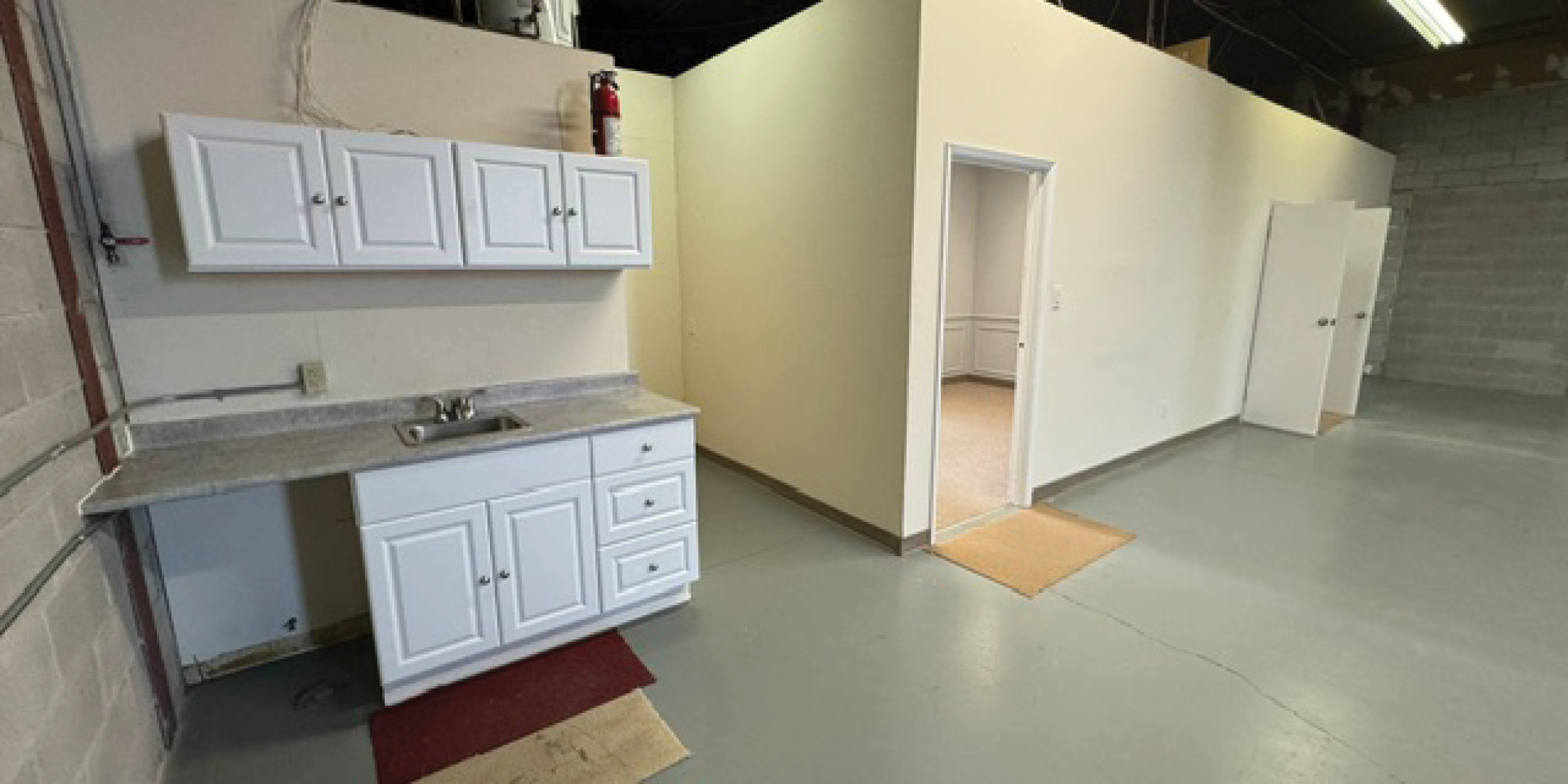 230 Wildcat Road Cabinet with Sink and doors