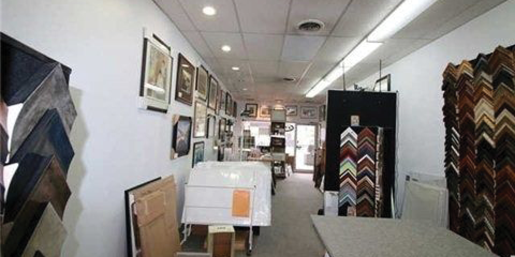 1150 Lorne Park Road Unit 2 Interior Show Room