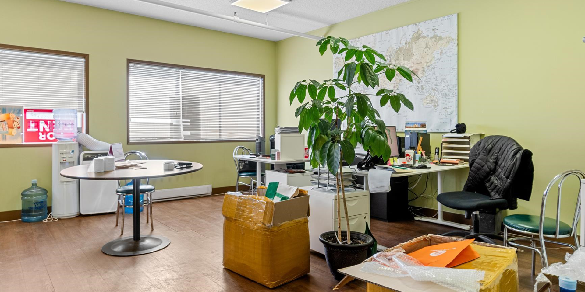 Office area of 11955 95A