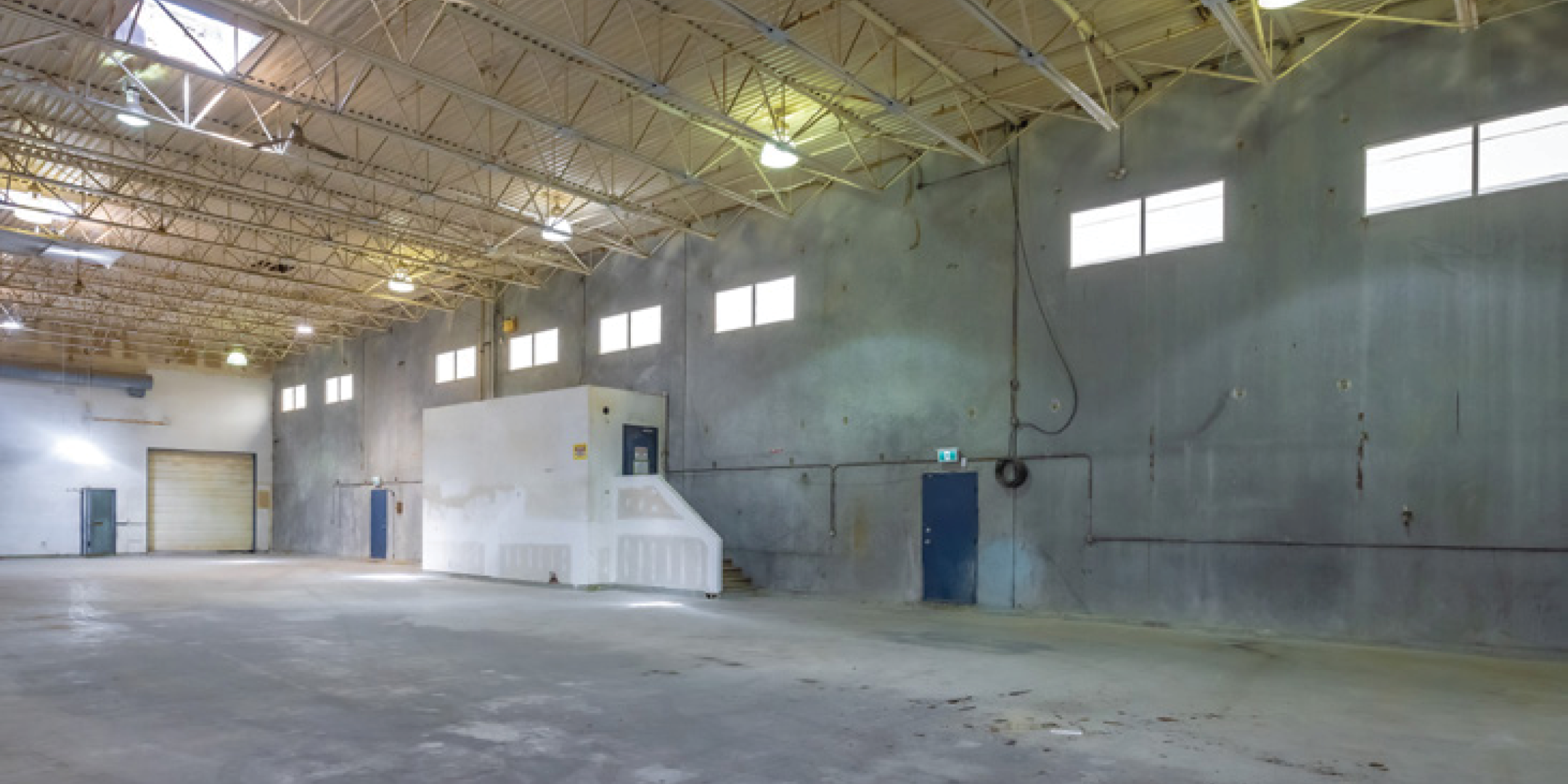 19947 101 Avenue warehouse with shipping door