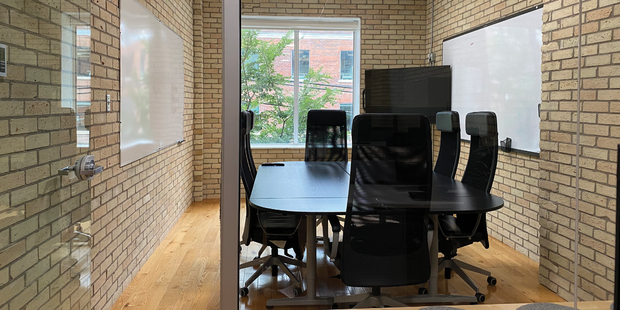 24 Duncan Street boardroom with whiteboard