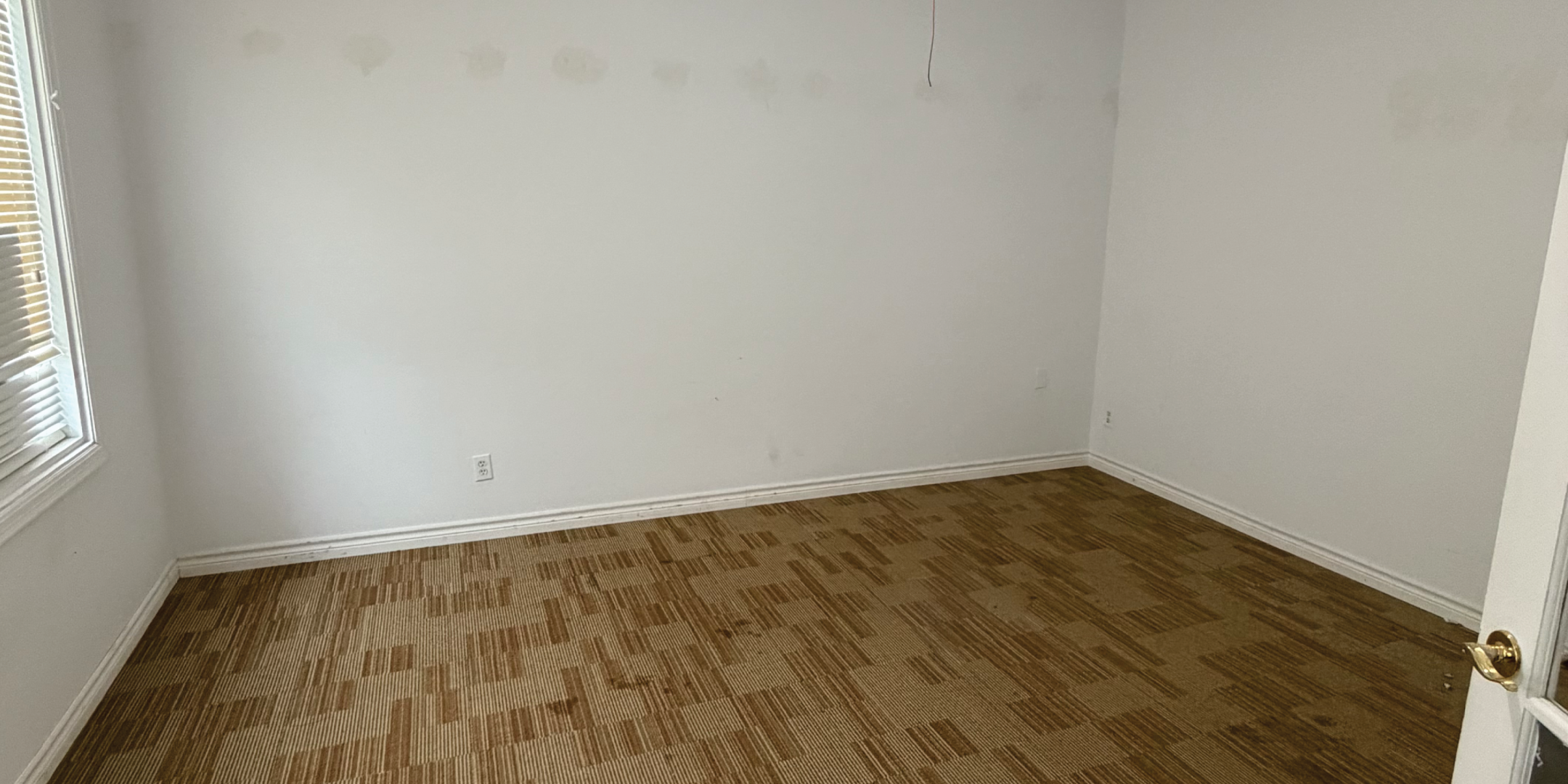 492 Bronson Avenue Interior Open Space
