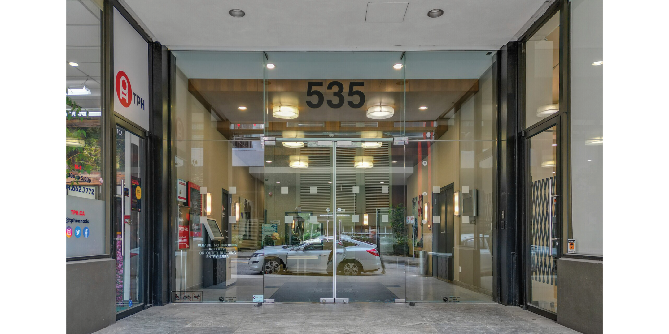 535 Thurlow Street main entrance