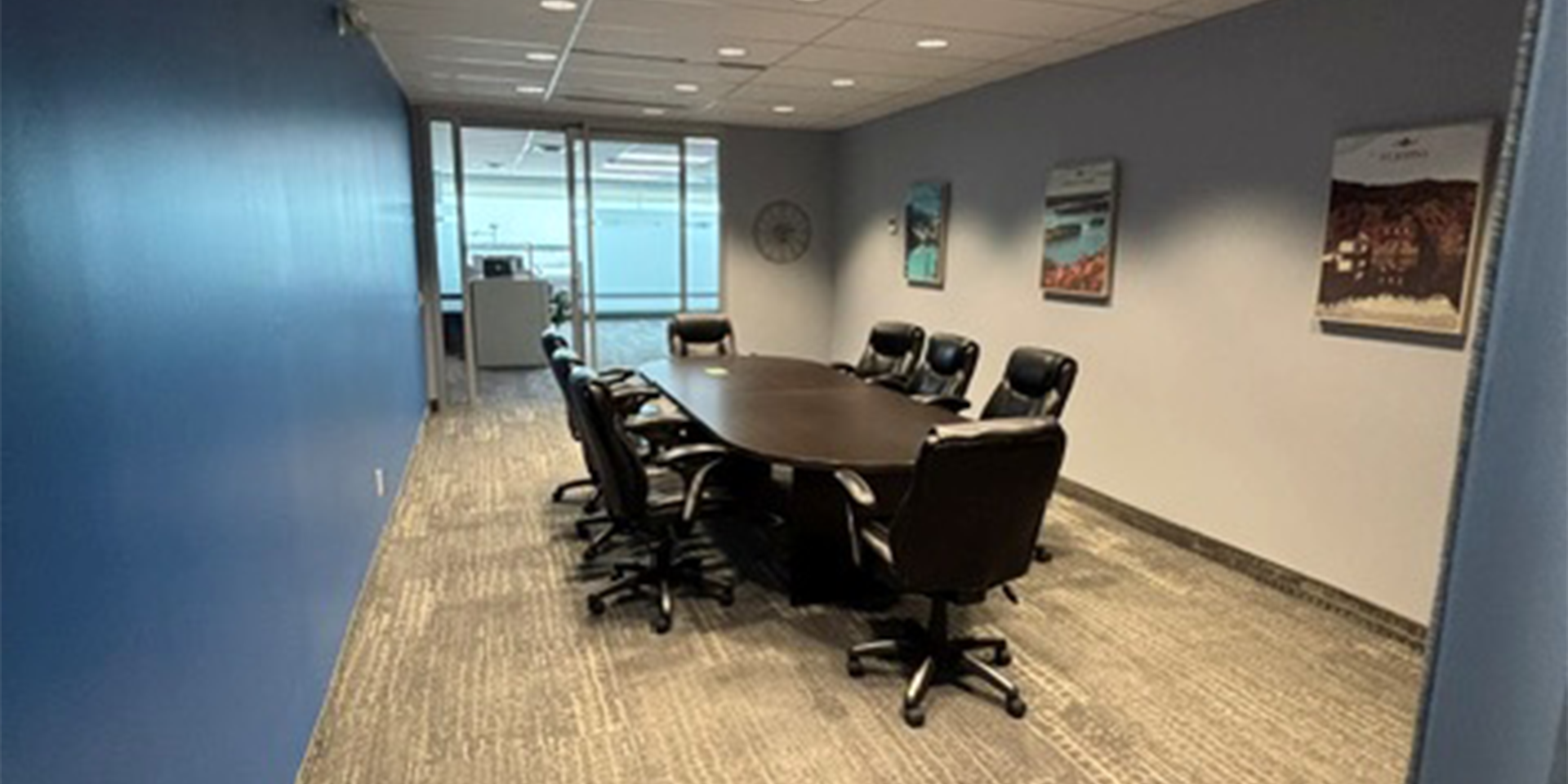 5420 North Service Road - Empty Conference Room 