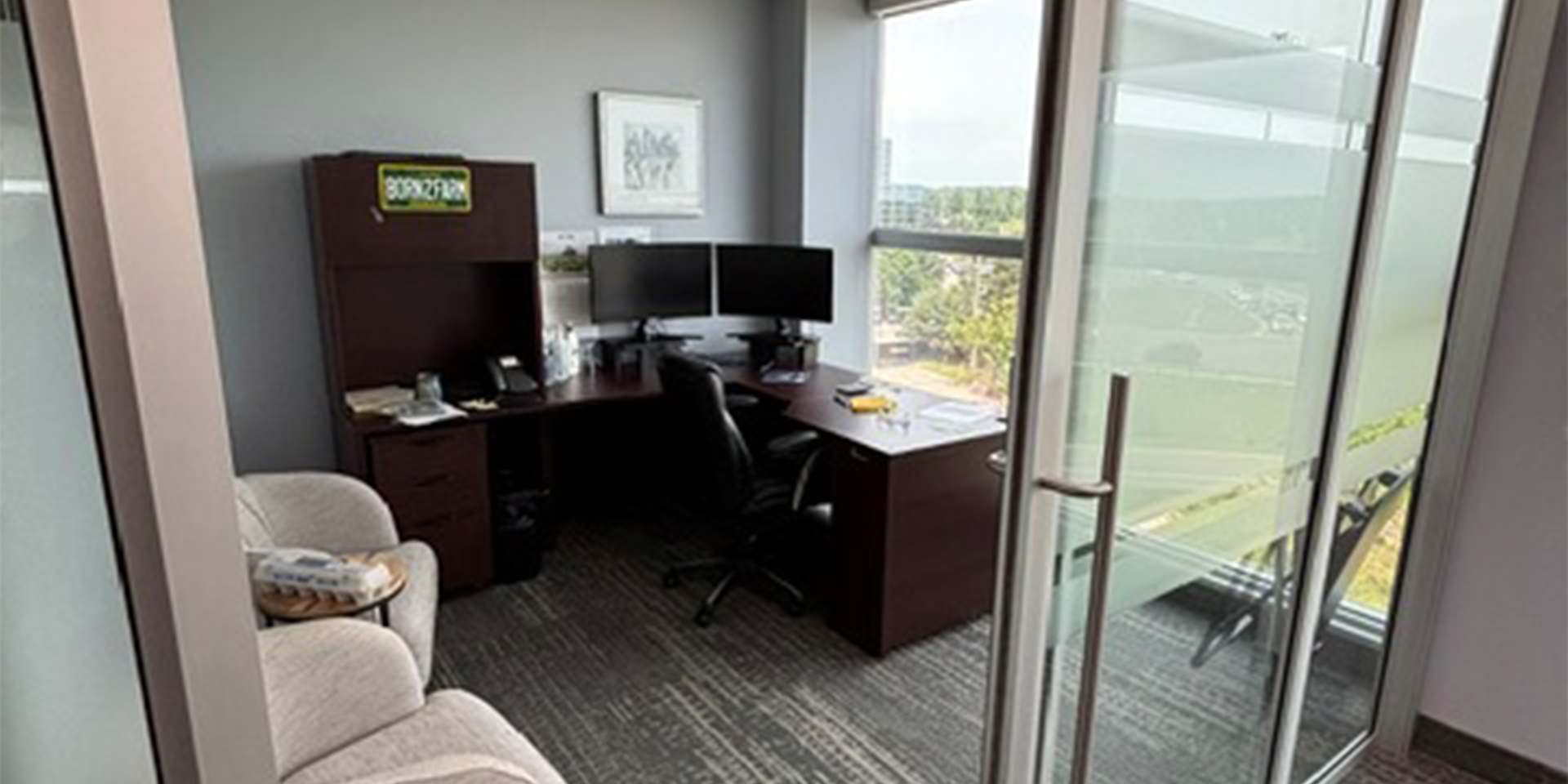 5420 North Service Road - Office with Desks and Arm Chairs