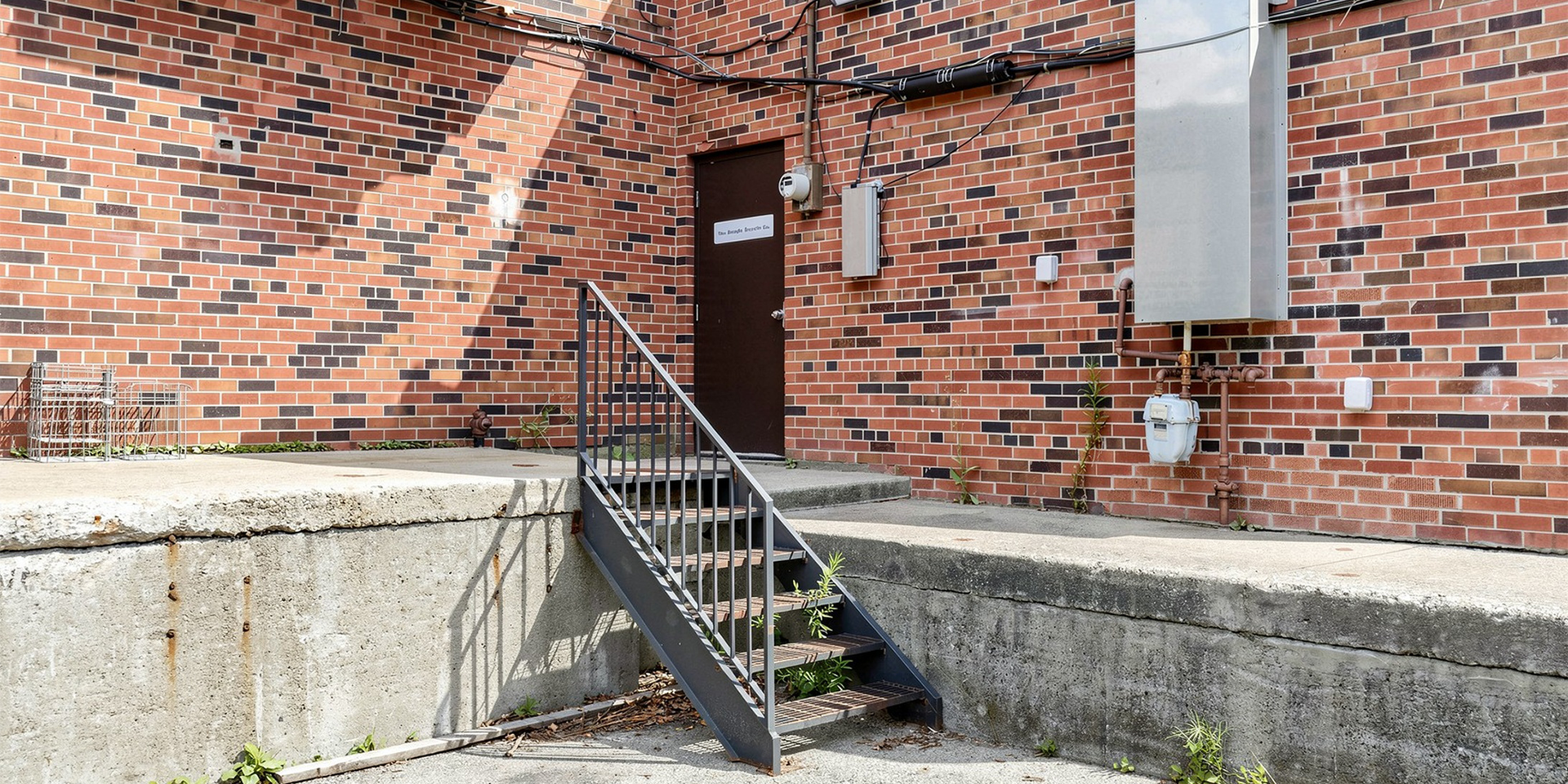 1150 Lorne Park Road Unit 2 - back exterior with the rear end entrance 