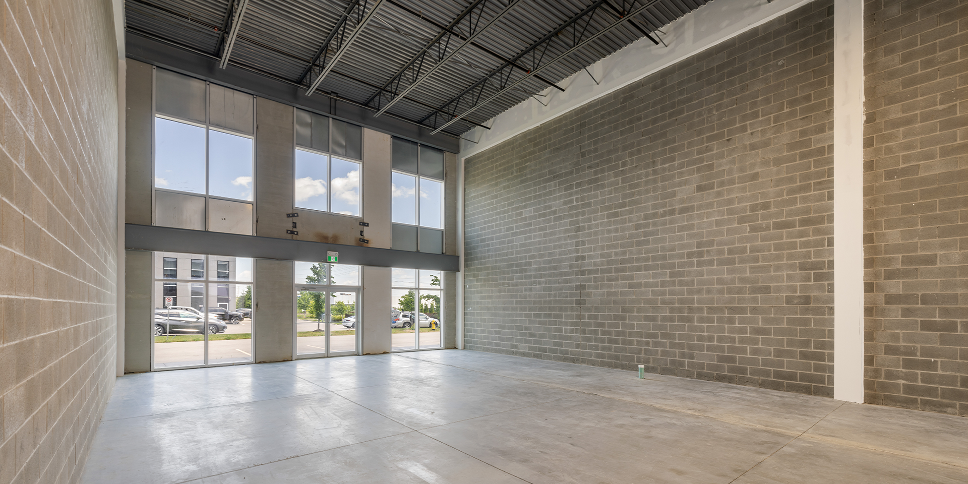 125 Goddard Crescent warehouse area