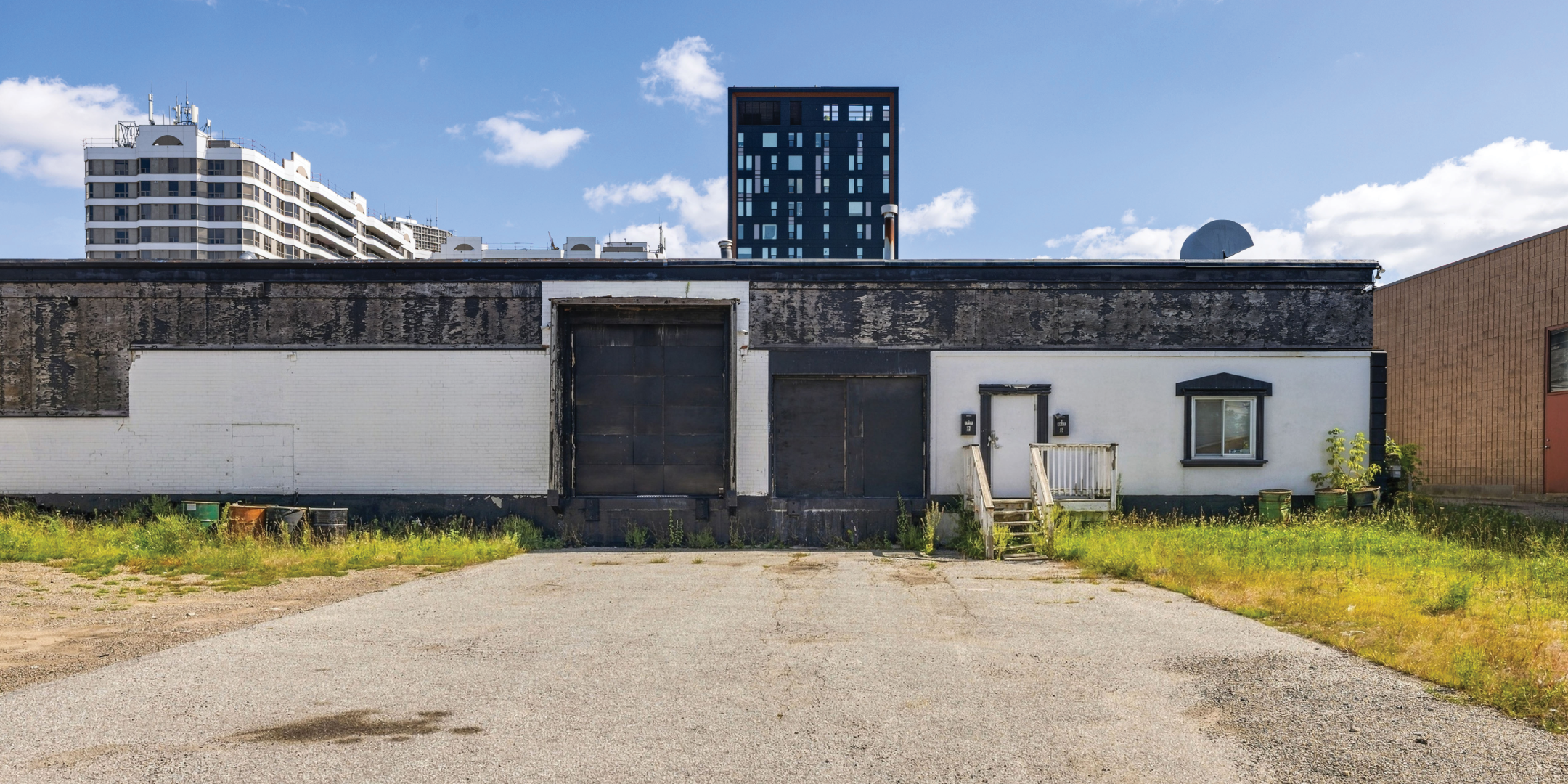 2135-2139 Lawrence Avenue E Exterior building back