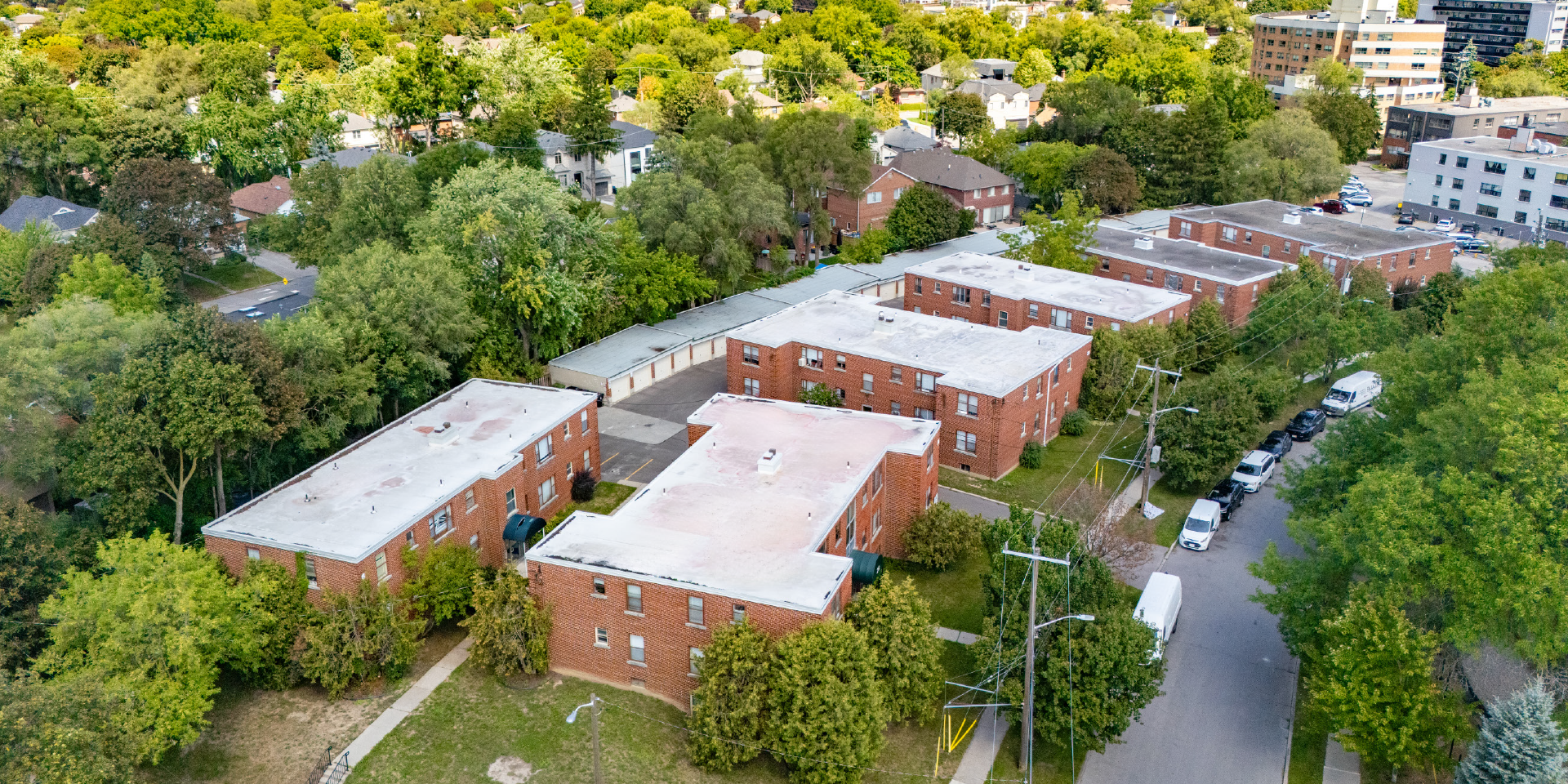 26_34 Saranac Boulevard Aerial