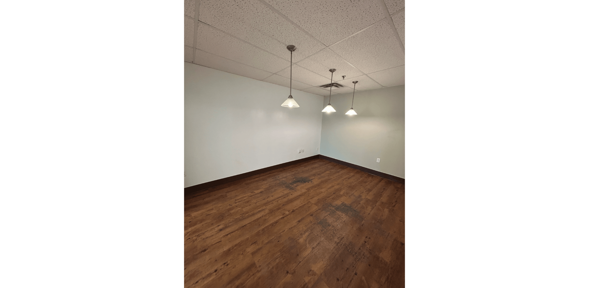 2800 John Street, Markham - Office Area with hardwood floors