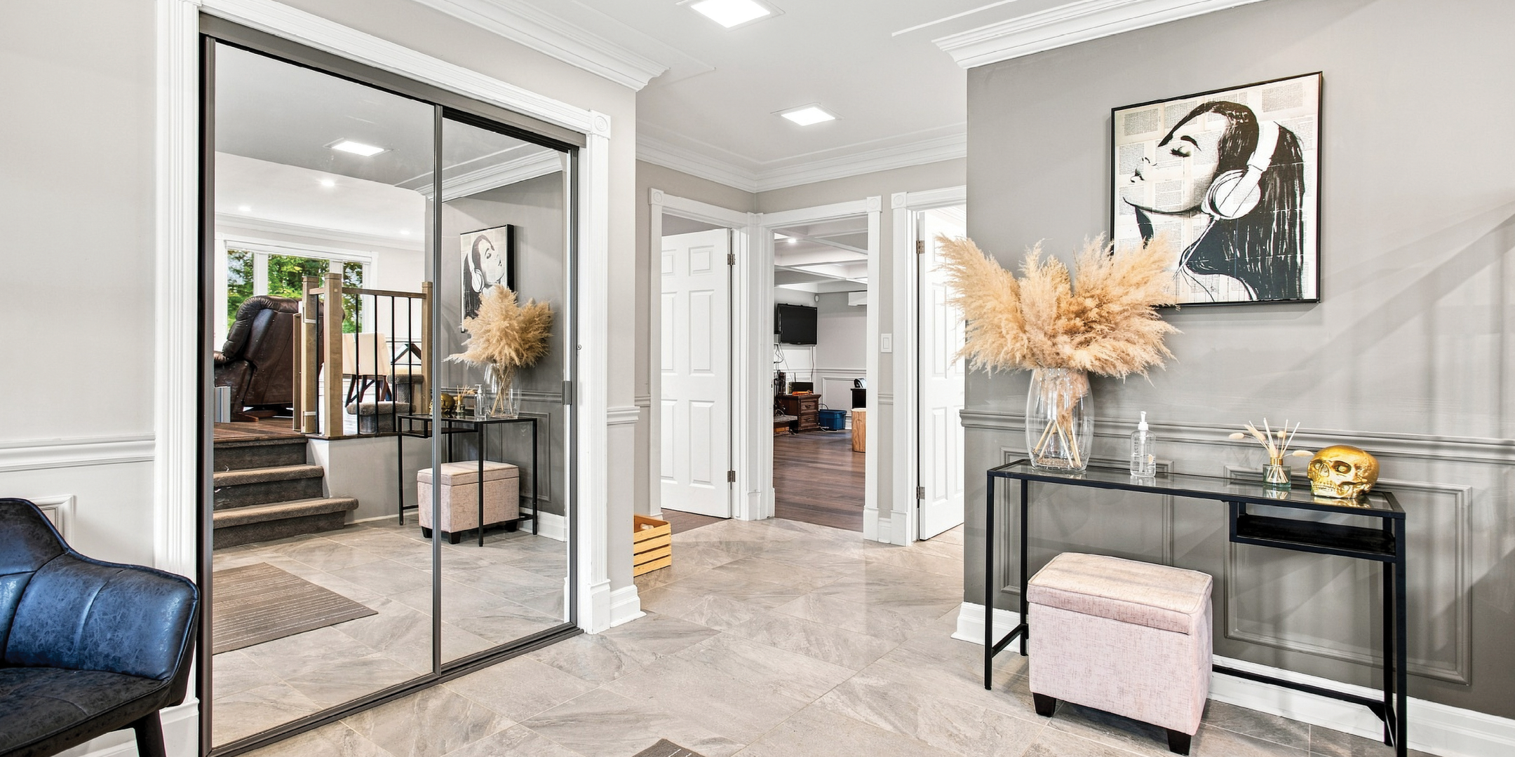 2877 Carp Road - House Entry