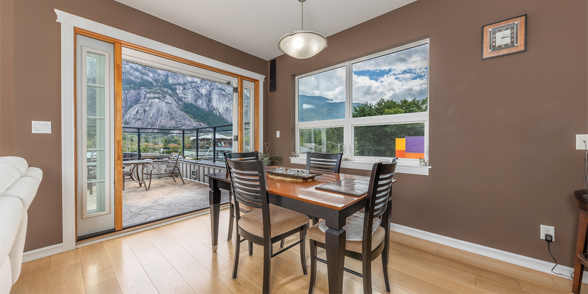 37738 3rd Avenue building interior residential unit dining room