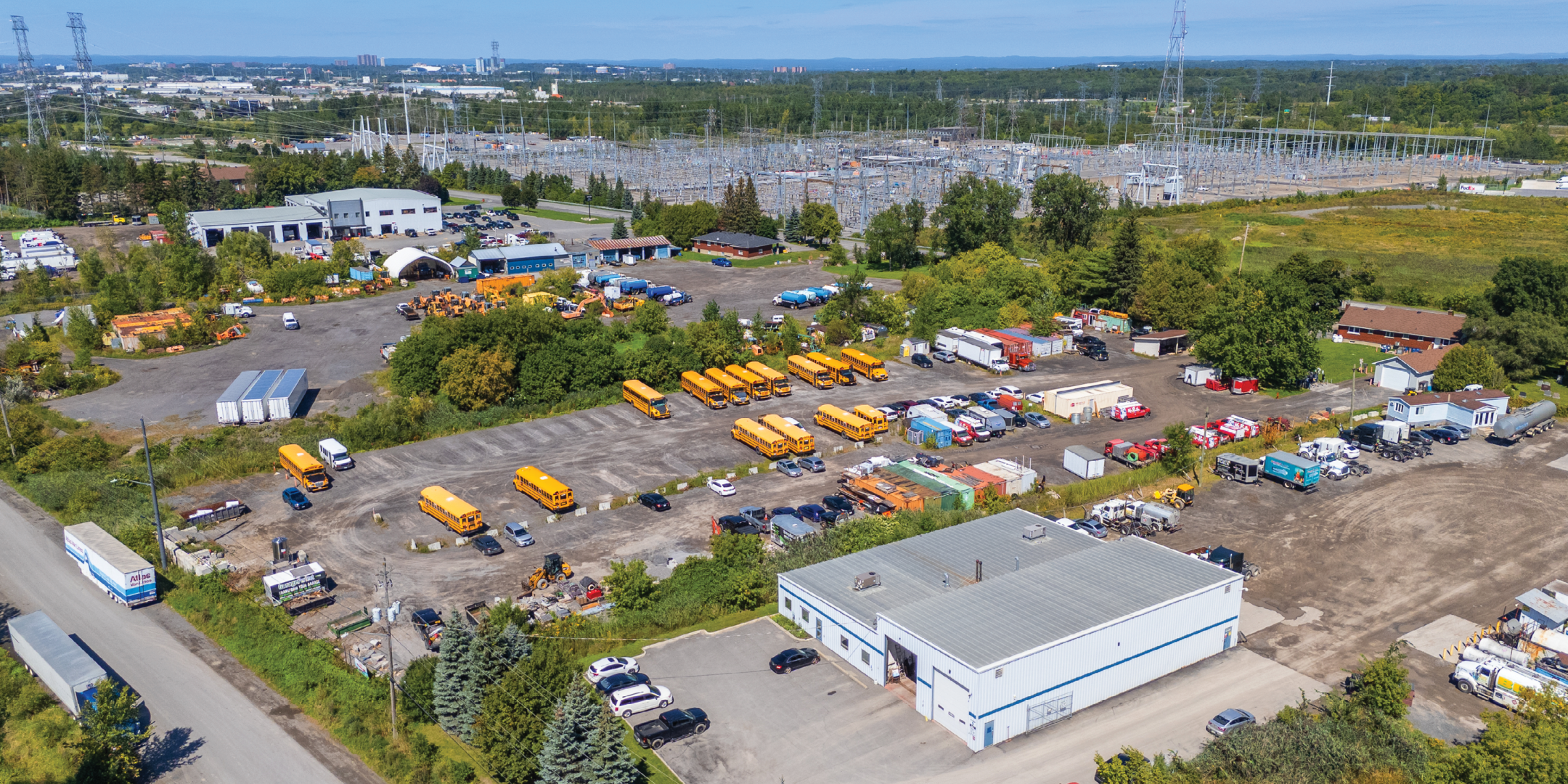 2894-3900 Russell Road Aerial View