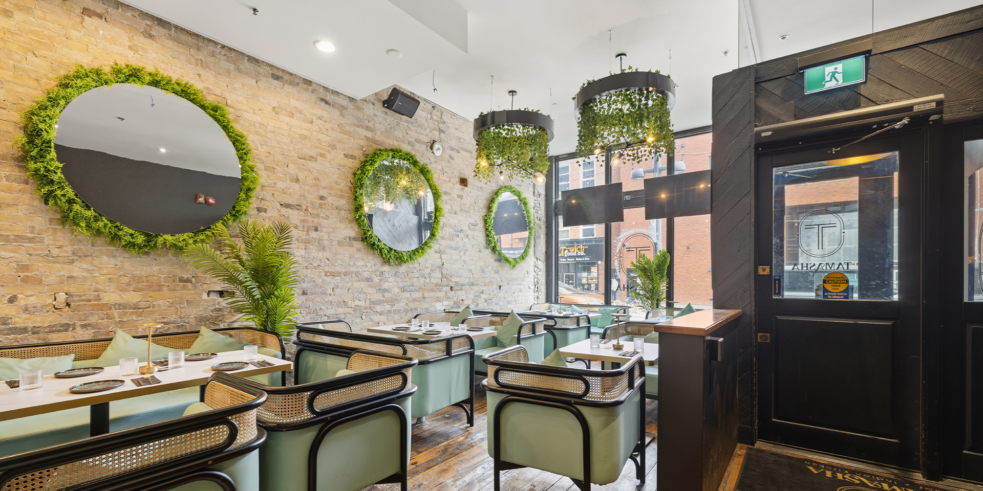41 King Street W Restaurant