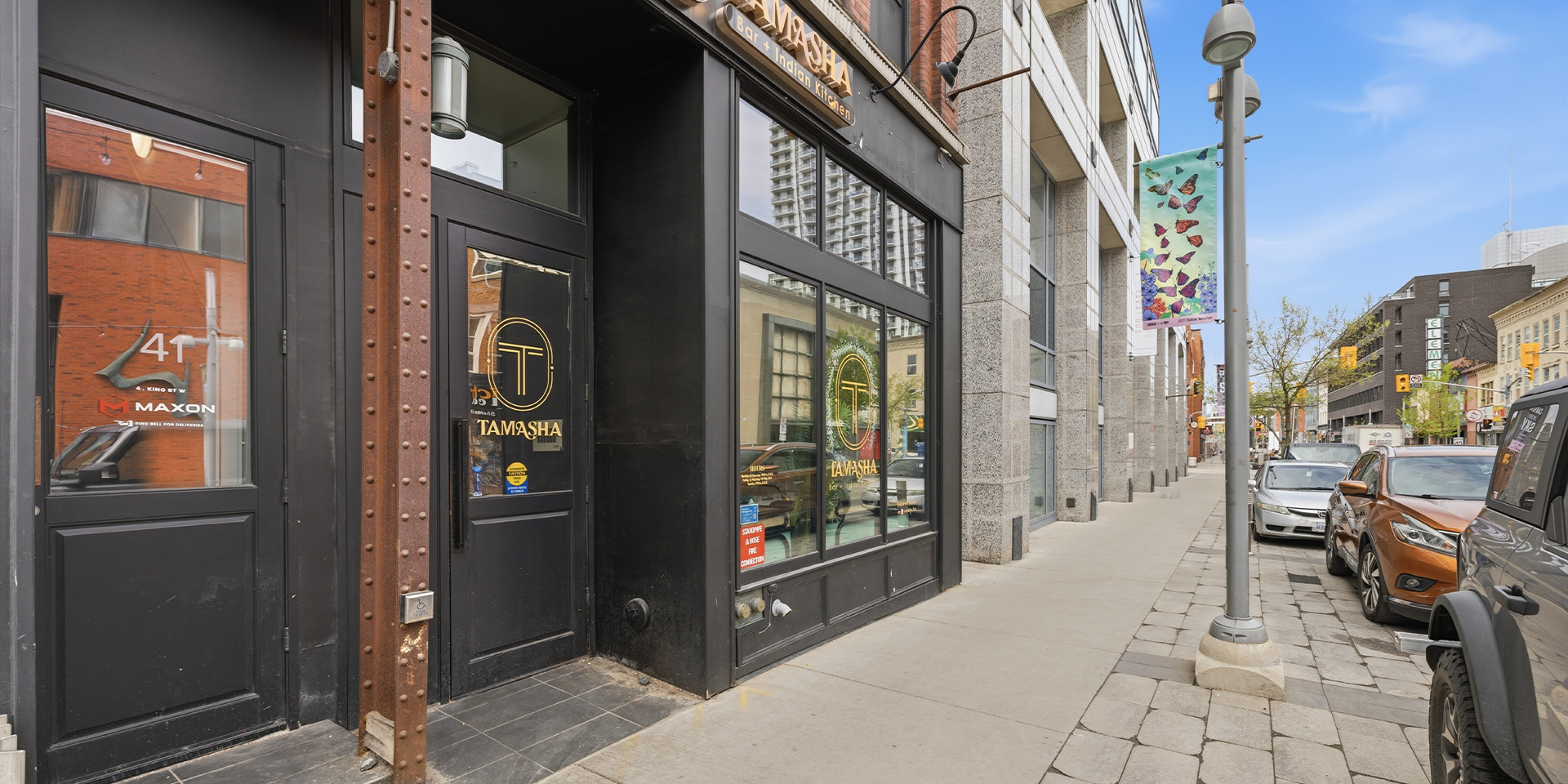 41 King Street W Storefront