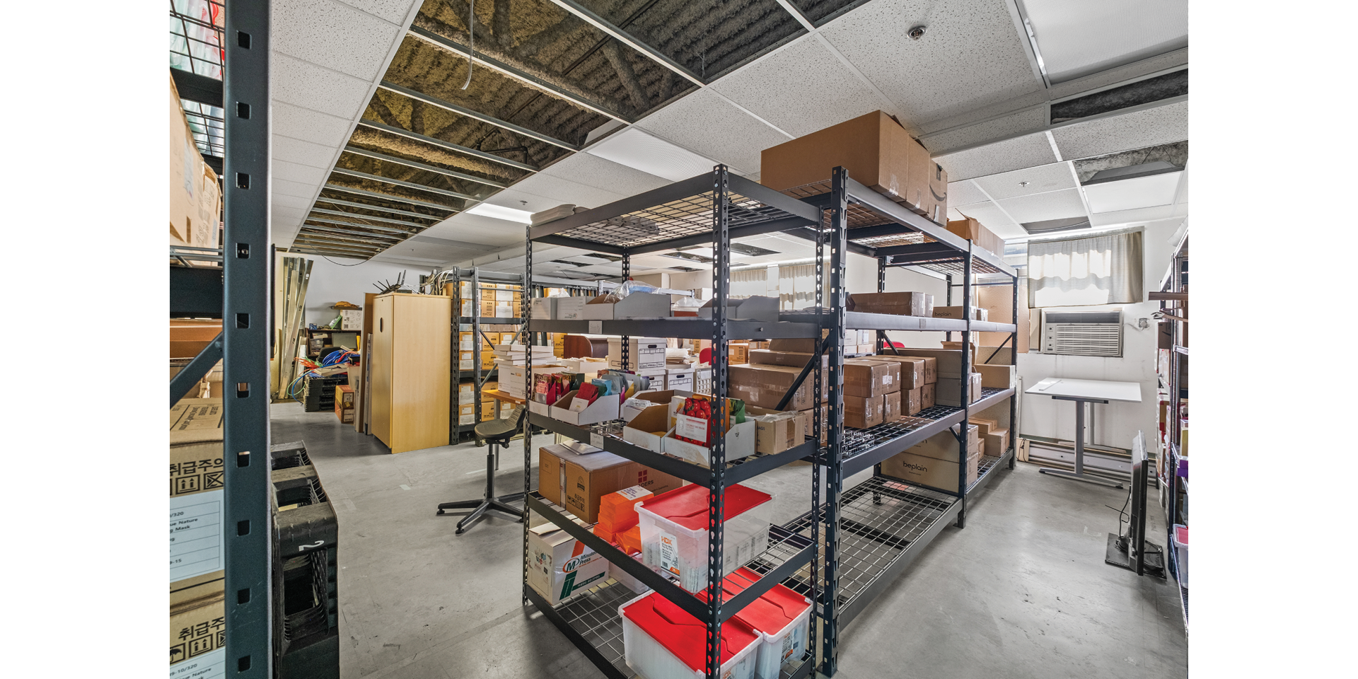 62 West 8th Avenue building interior warehouse