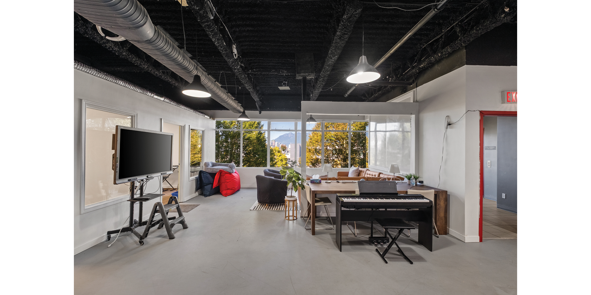 62 West 8th Avenue building interior office area