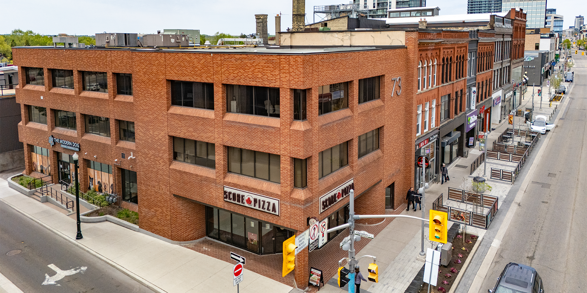 73 King Street W