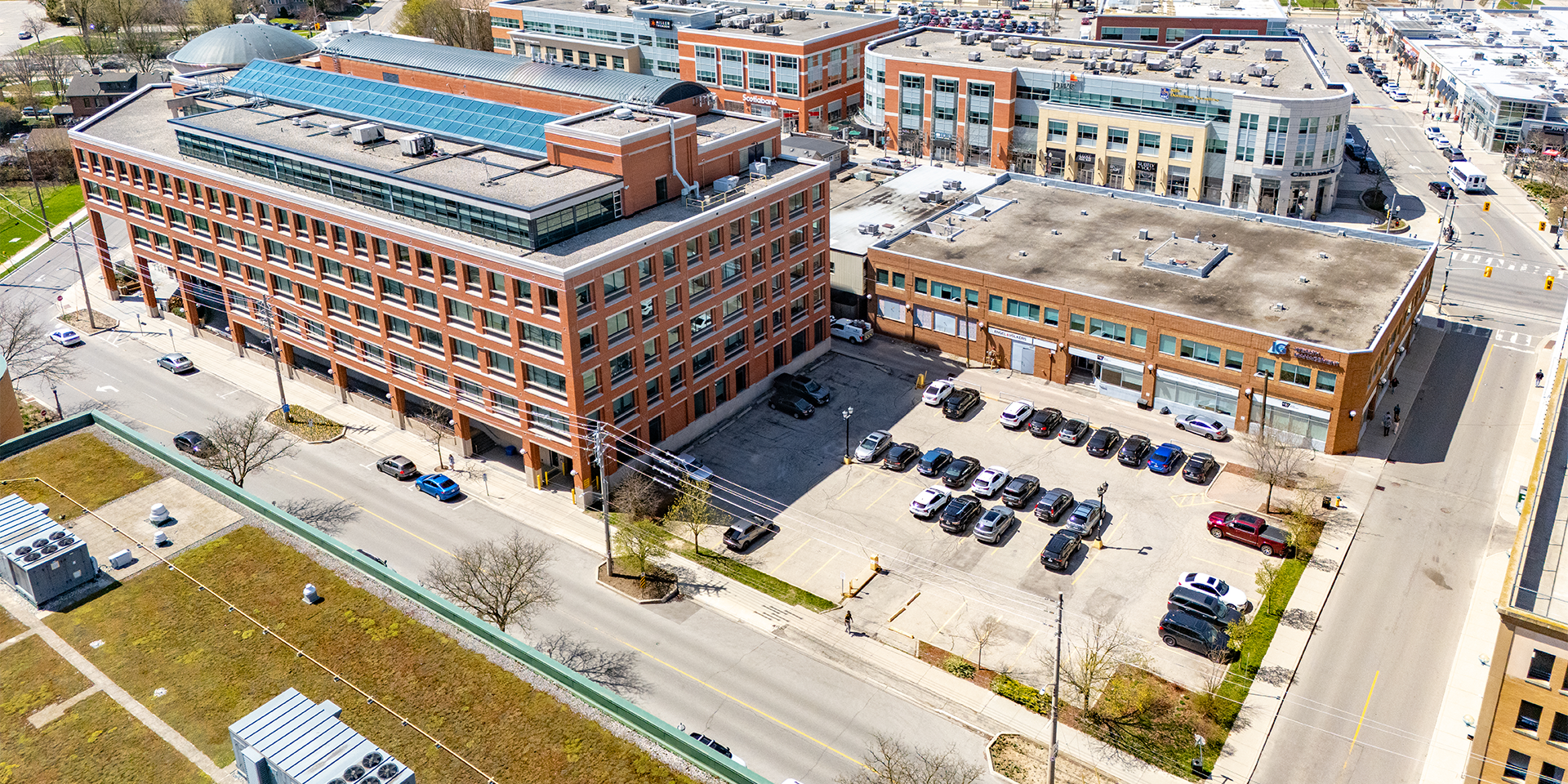 80 King Street S Aerial