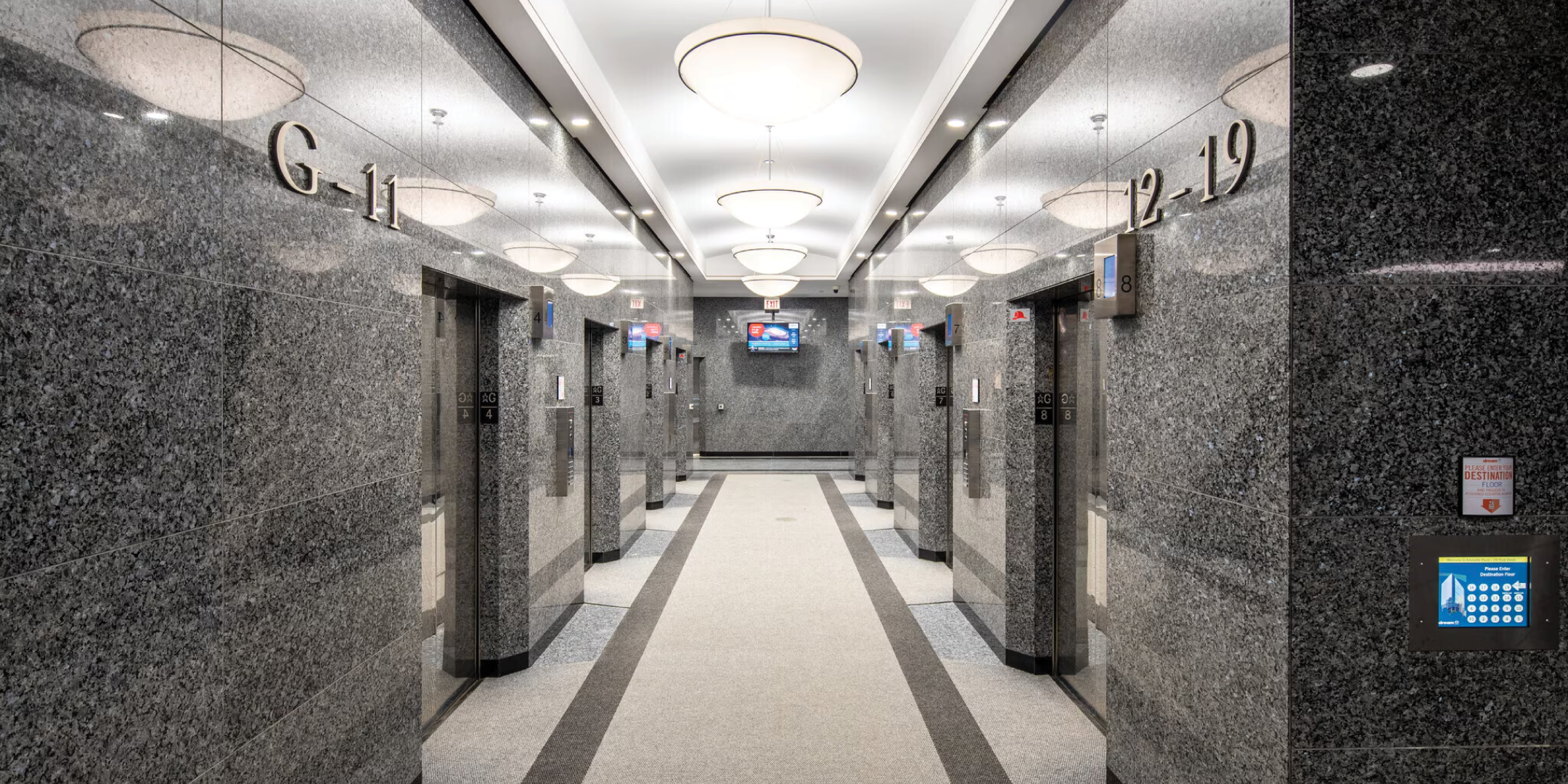 150 York Street building elevator lobby