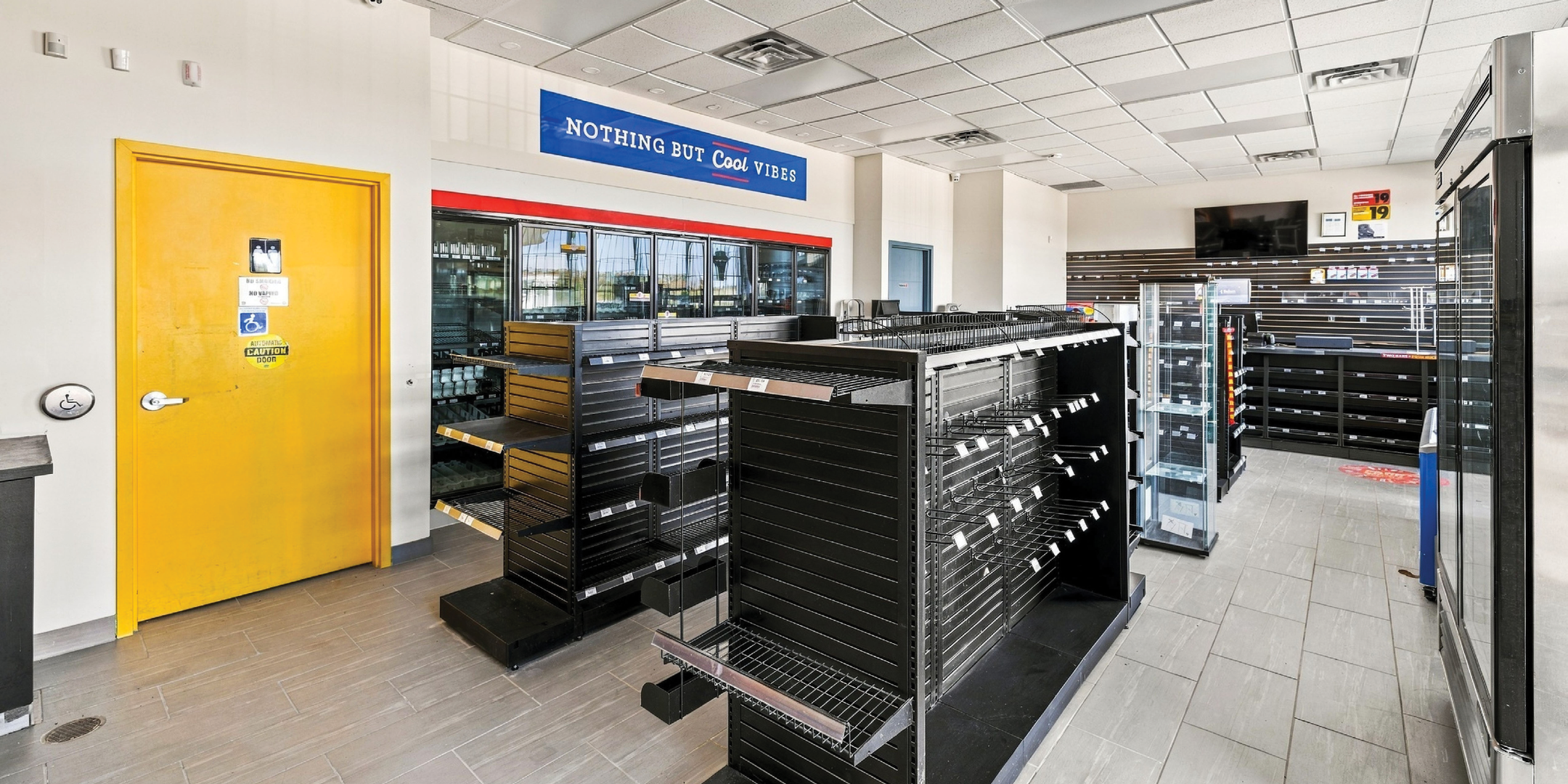 16605 Highway 12 Convenience Store With Shelves