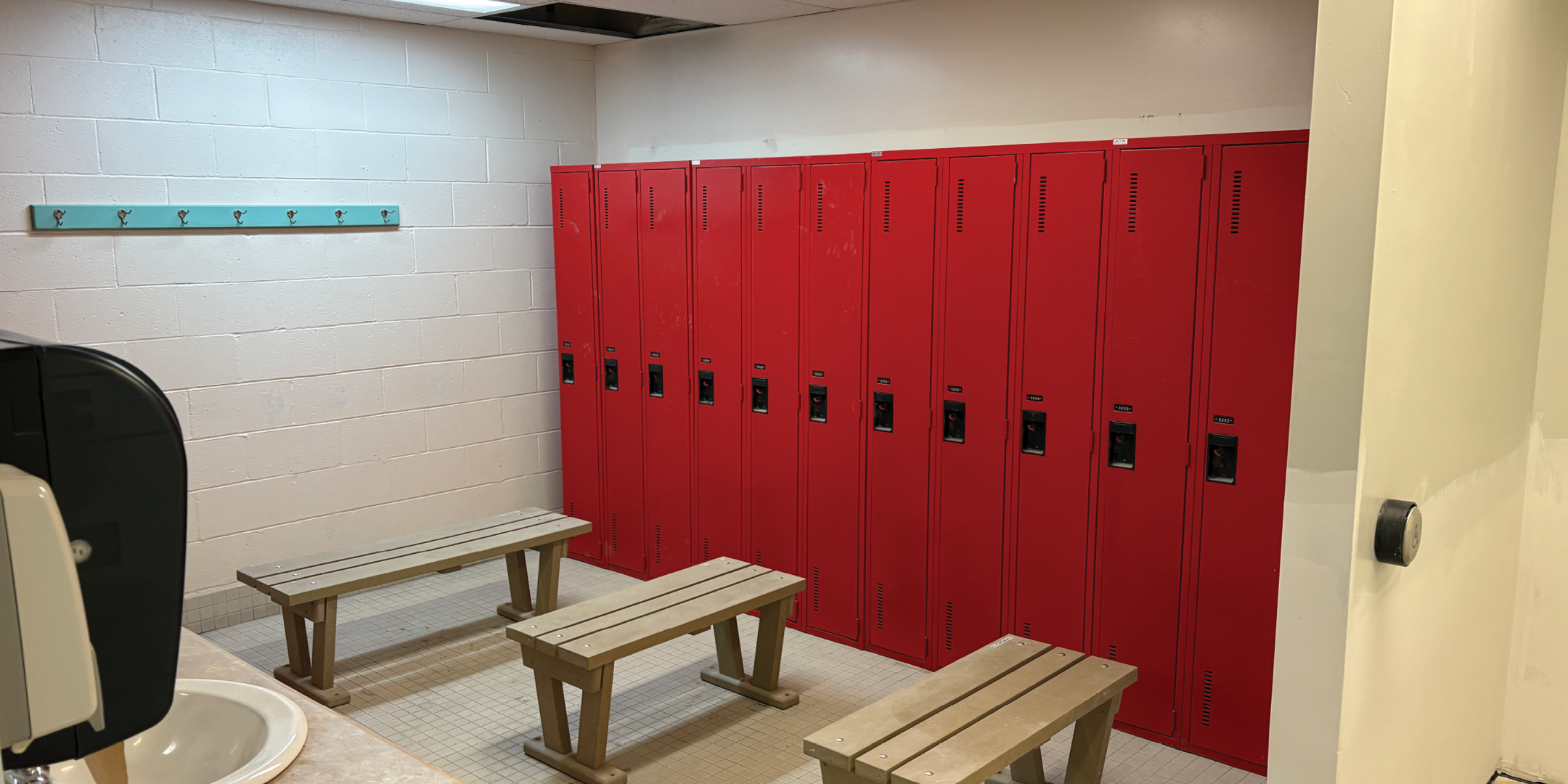 34 Stafford Road changeroom
