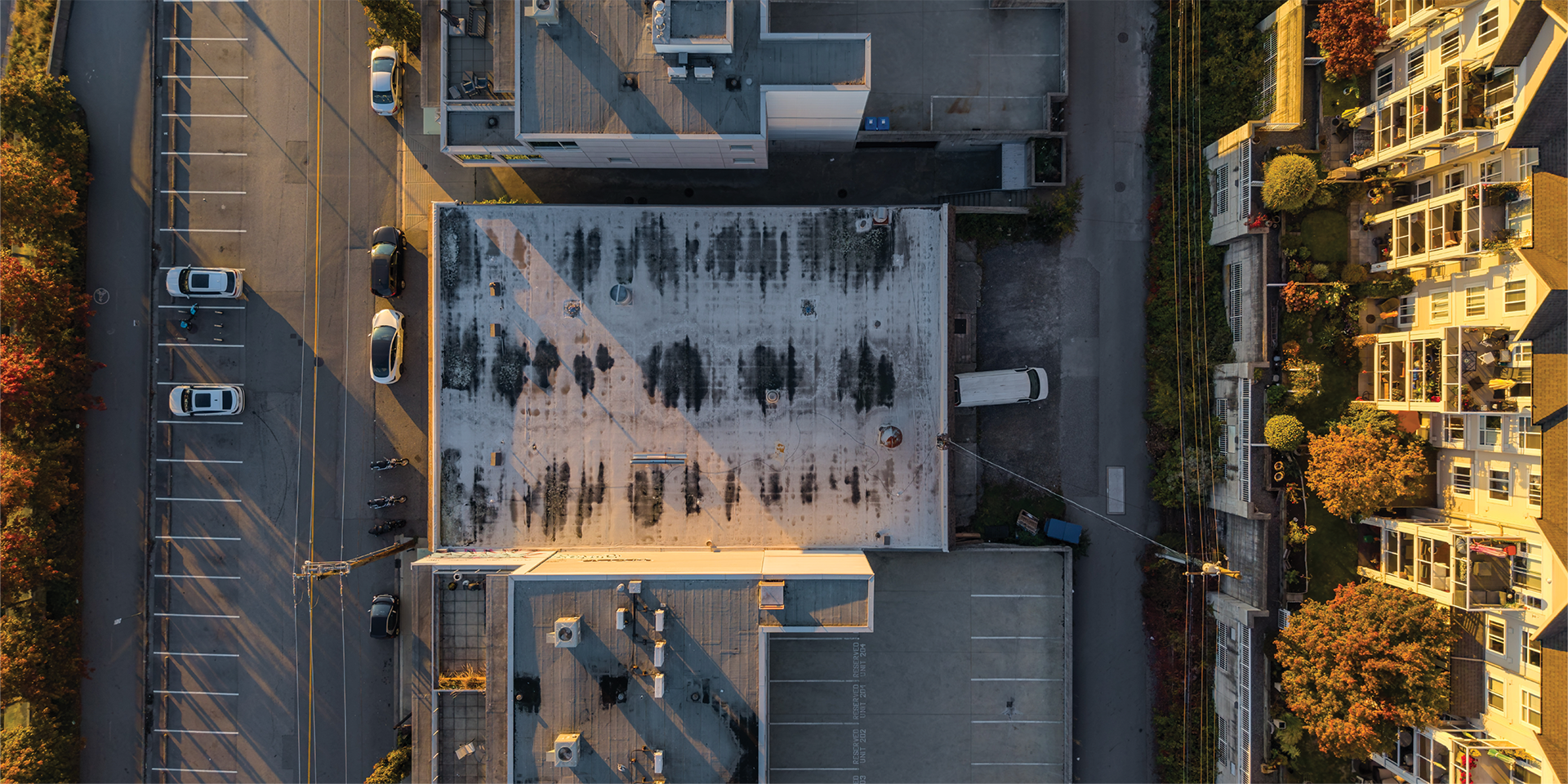 360B East Esplanade bird's eye of property