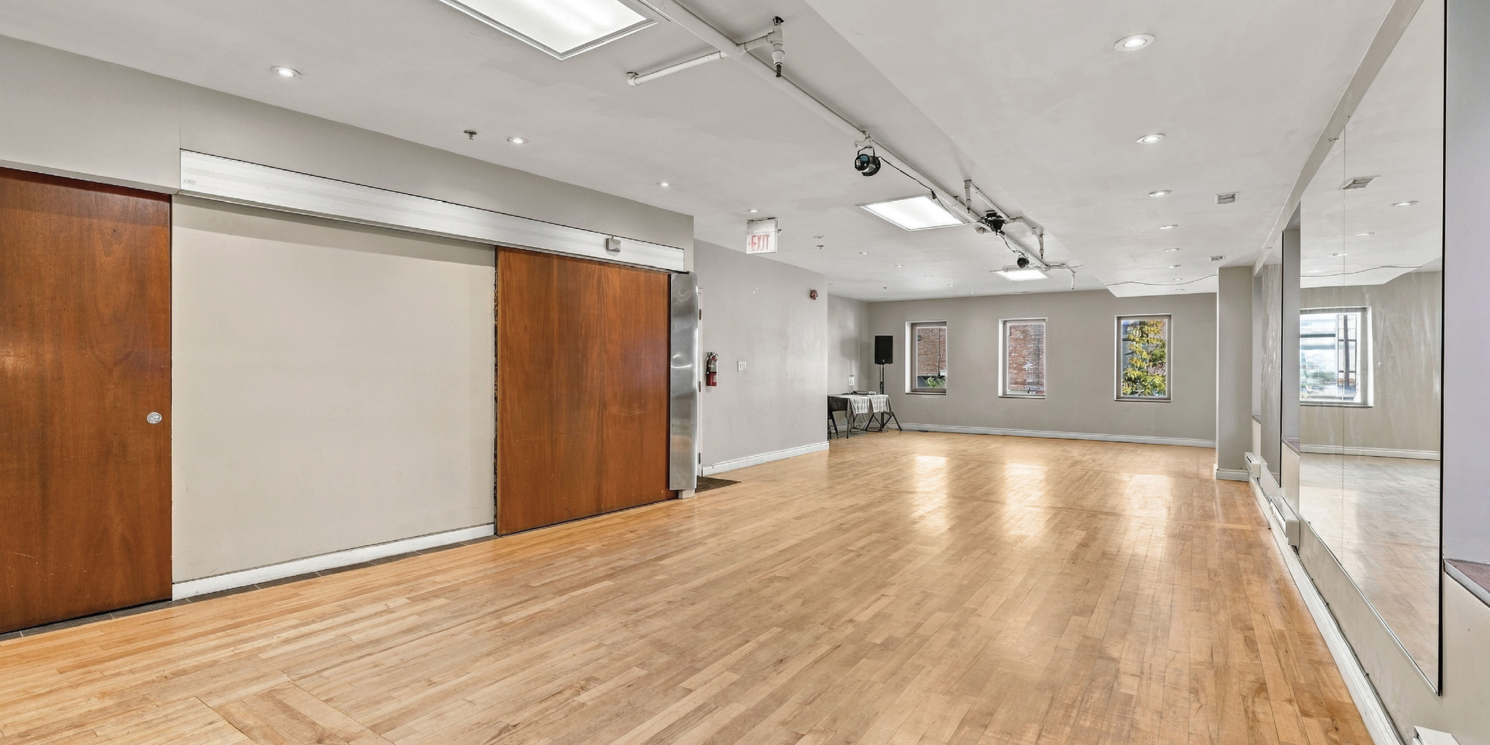 527 Bloor Street W - Dance Annex on Second Floor