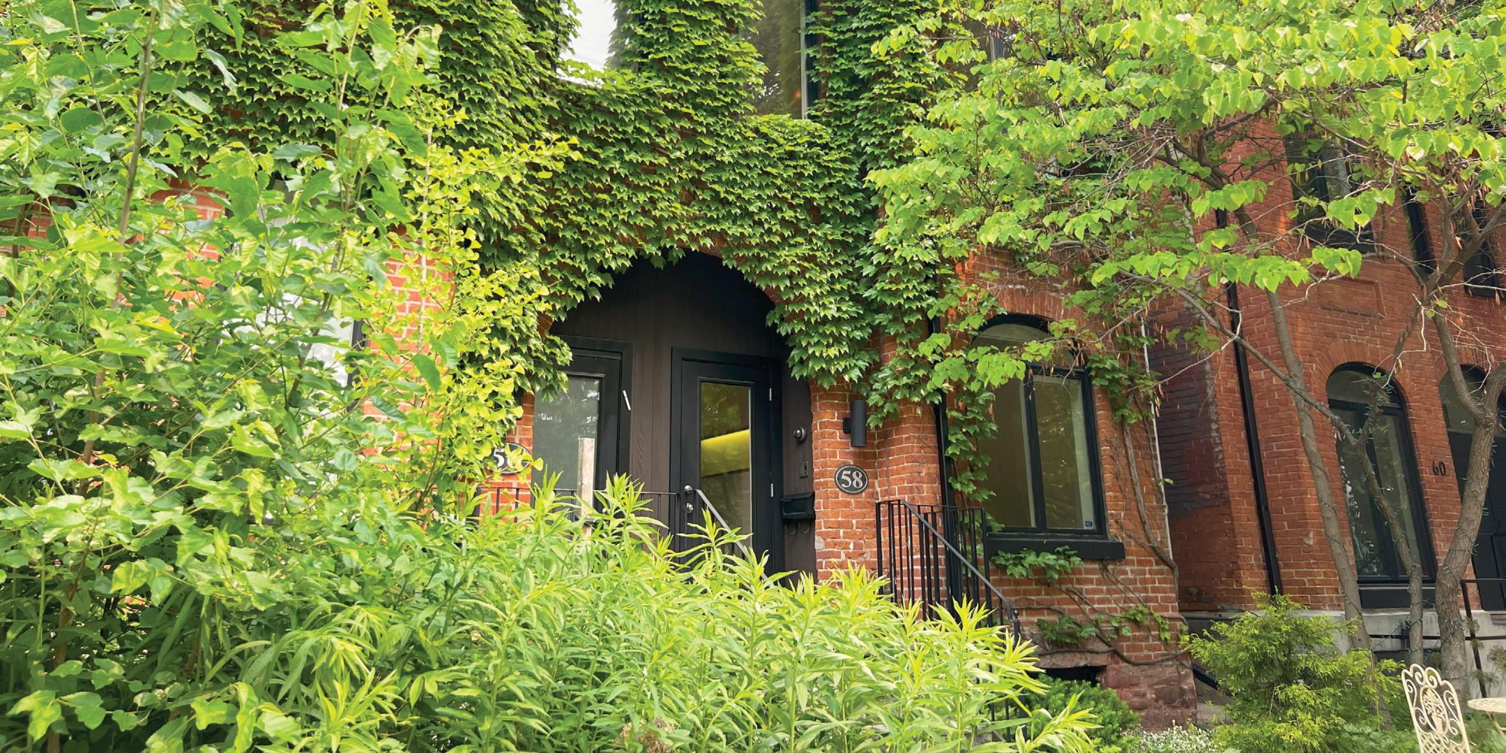 58 Shaftebury Avenue Building